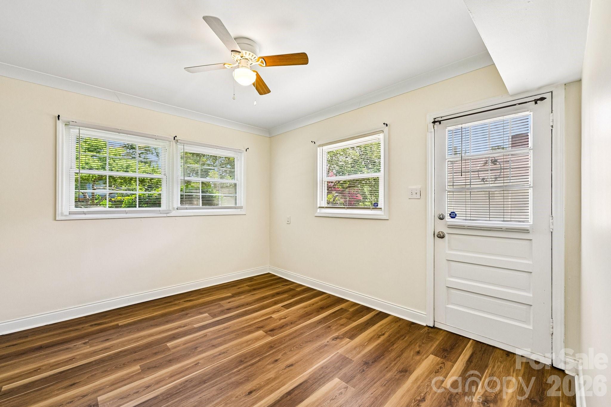 923 Yuma Street Property Photo 24