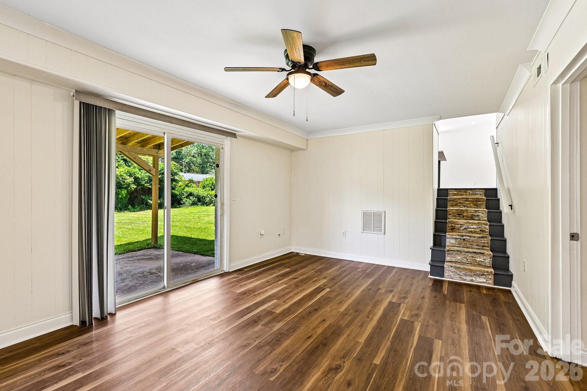 923 Yuma Street Property Photo 27
