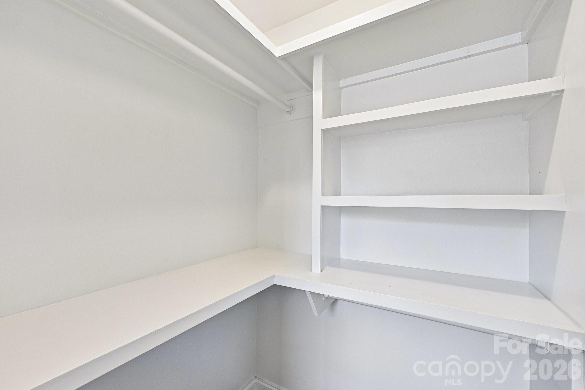 923 Yuma Street Property Photo 34