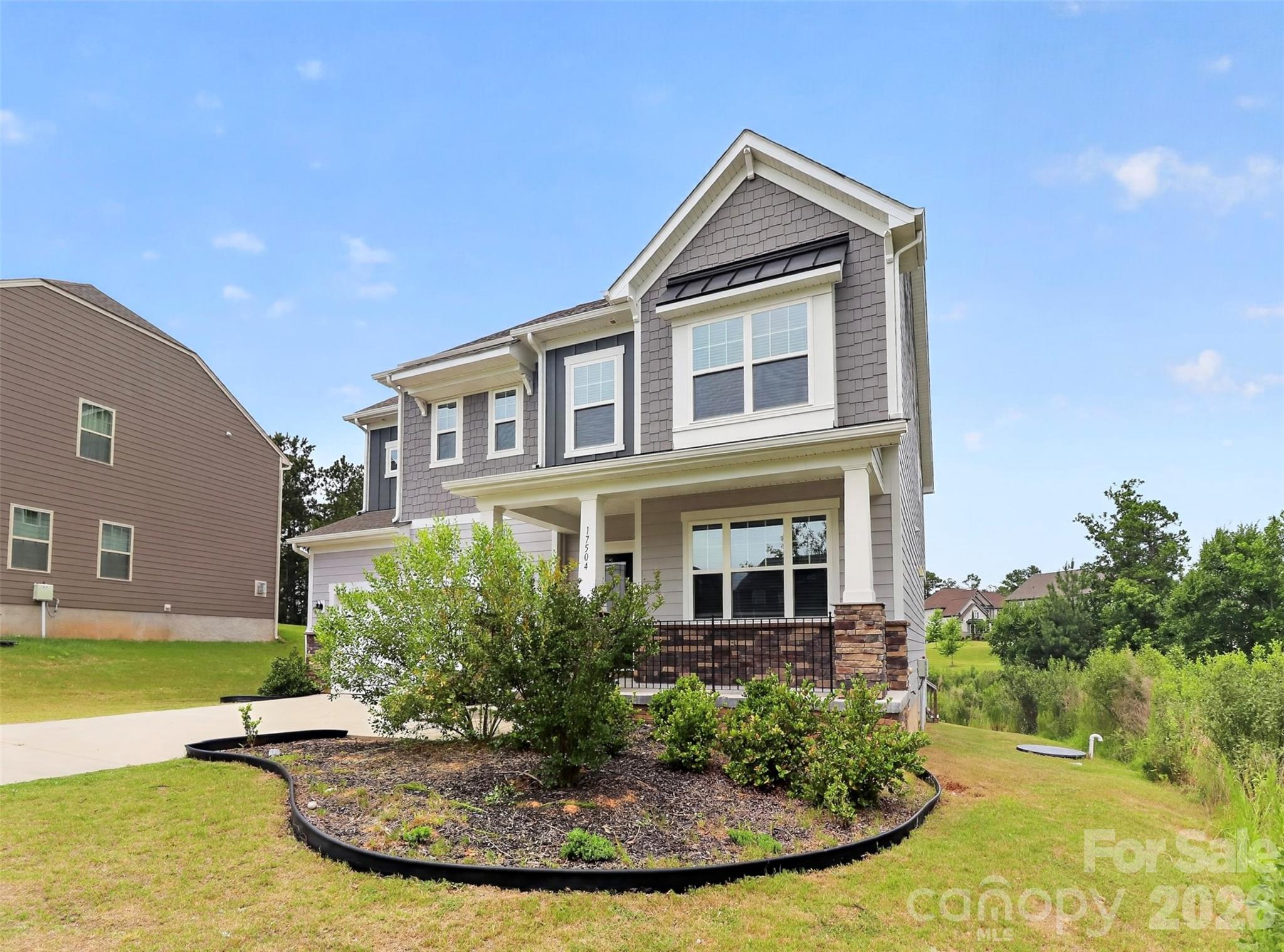 17504 Terryglass Lane Property Photo 2