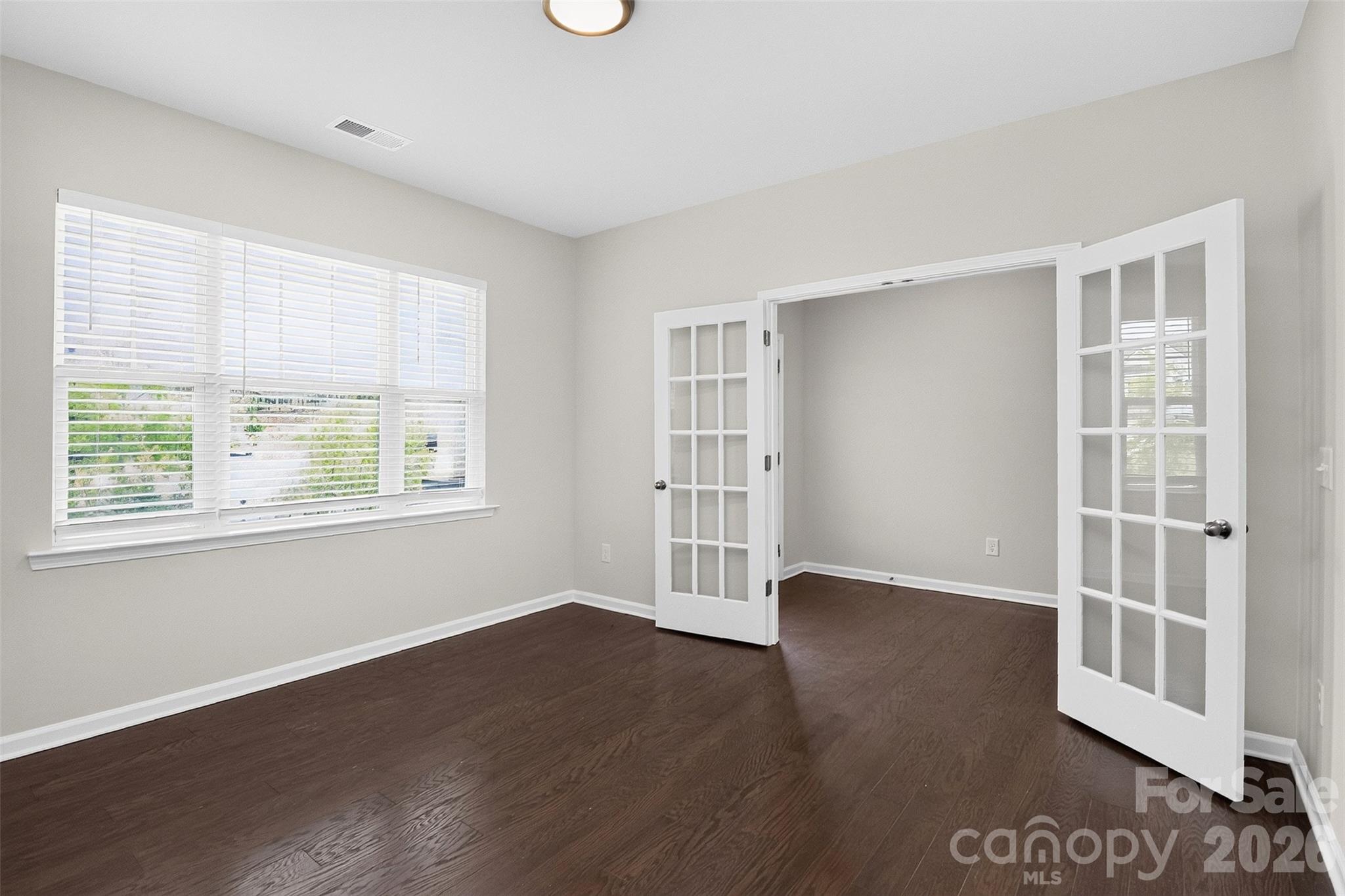 17504 Terryglass Lane Property Photo 6
