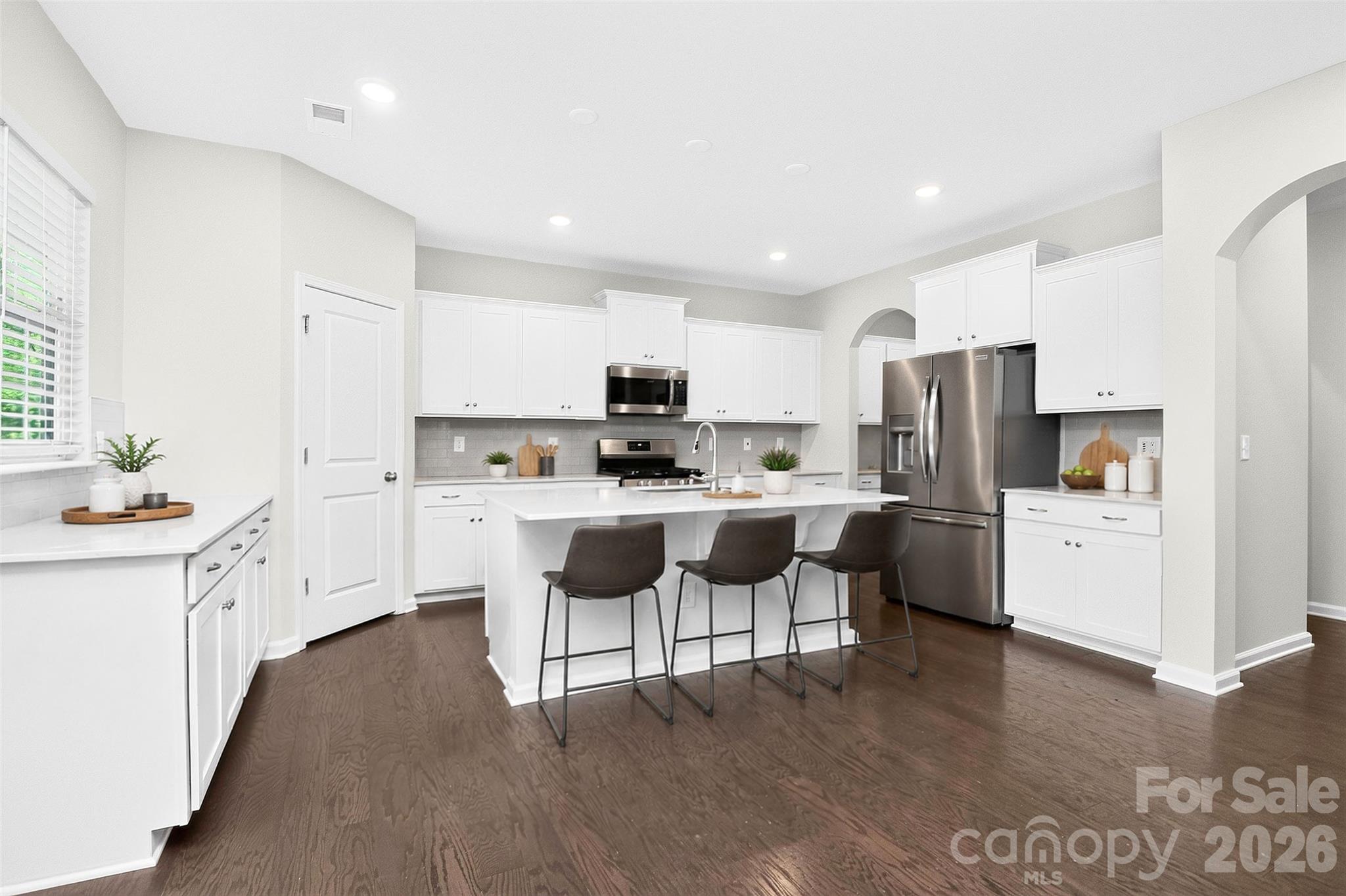 17504 Terryglass Lane Property Photo 7