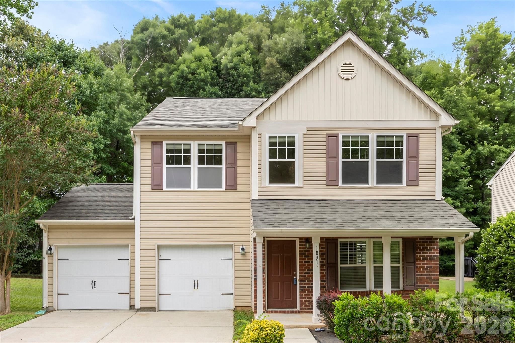 1831 Yaupon Road Property Photo 1