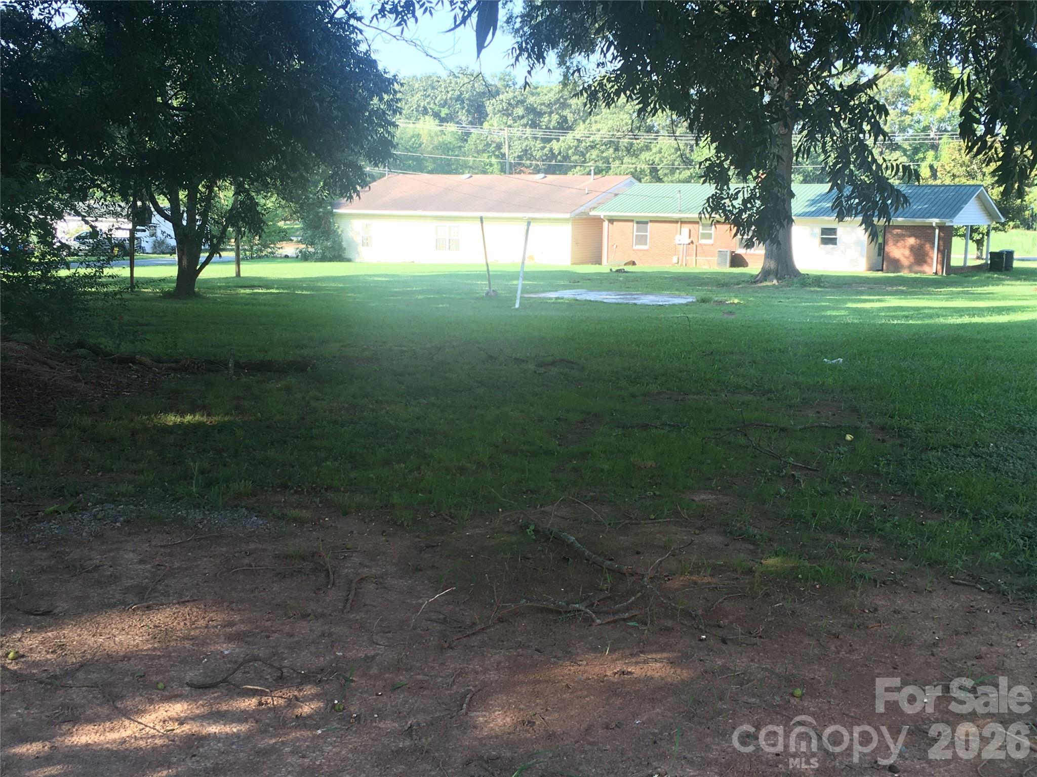 3705 Avondale Lane Property Photo 11