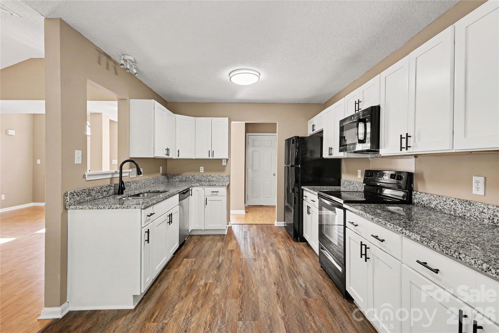 3786 Sedgewick Street Property Photo 6