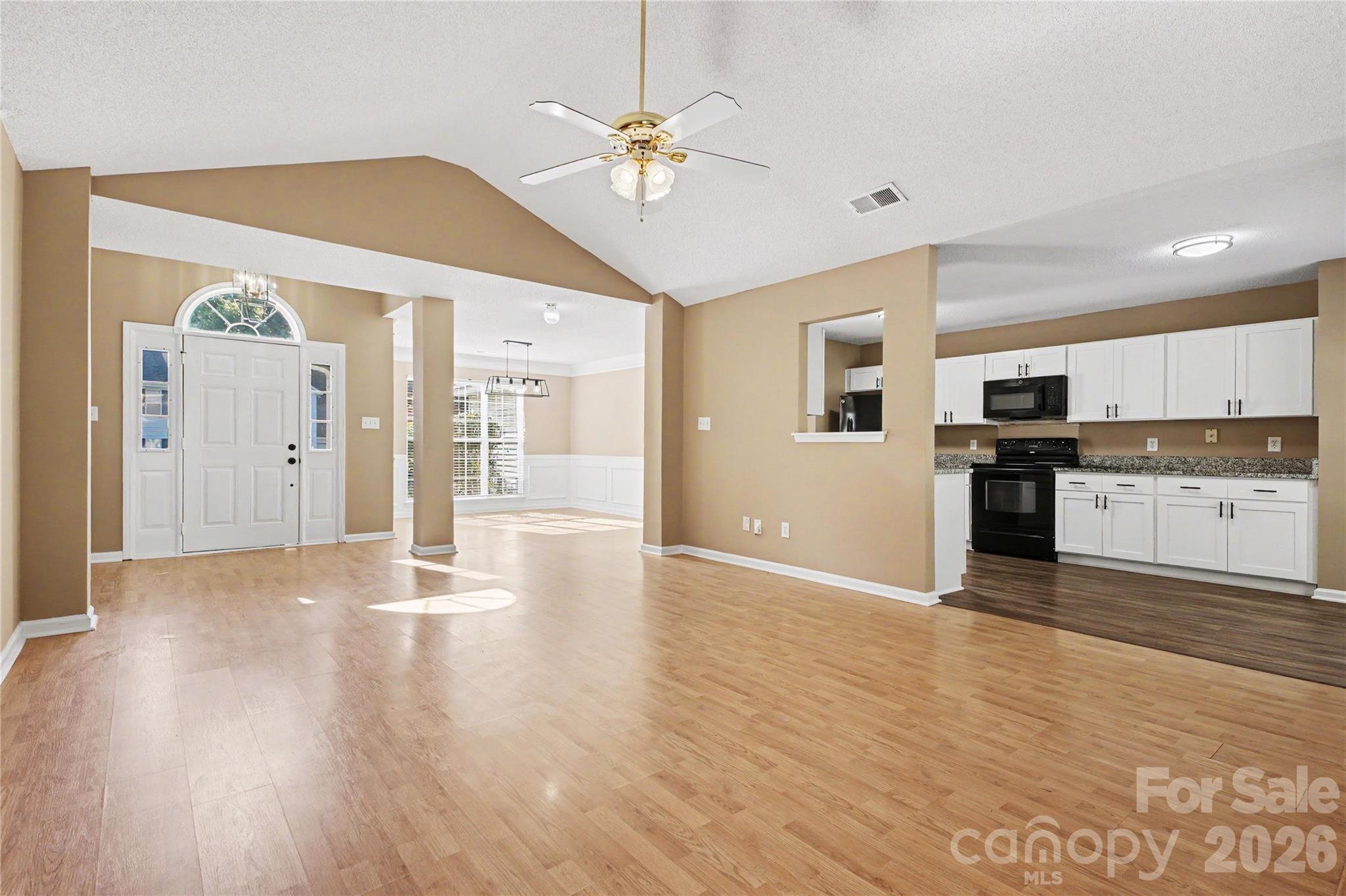 3786 Sedgewick Street Property Photo 8
