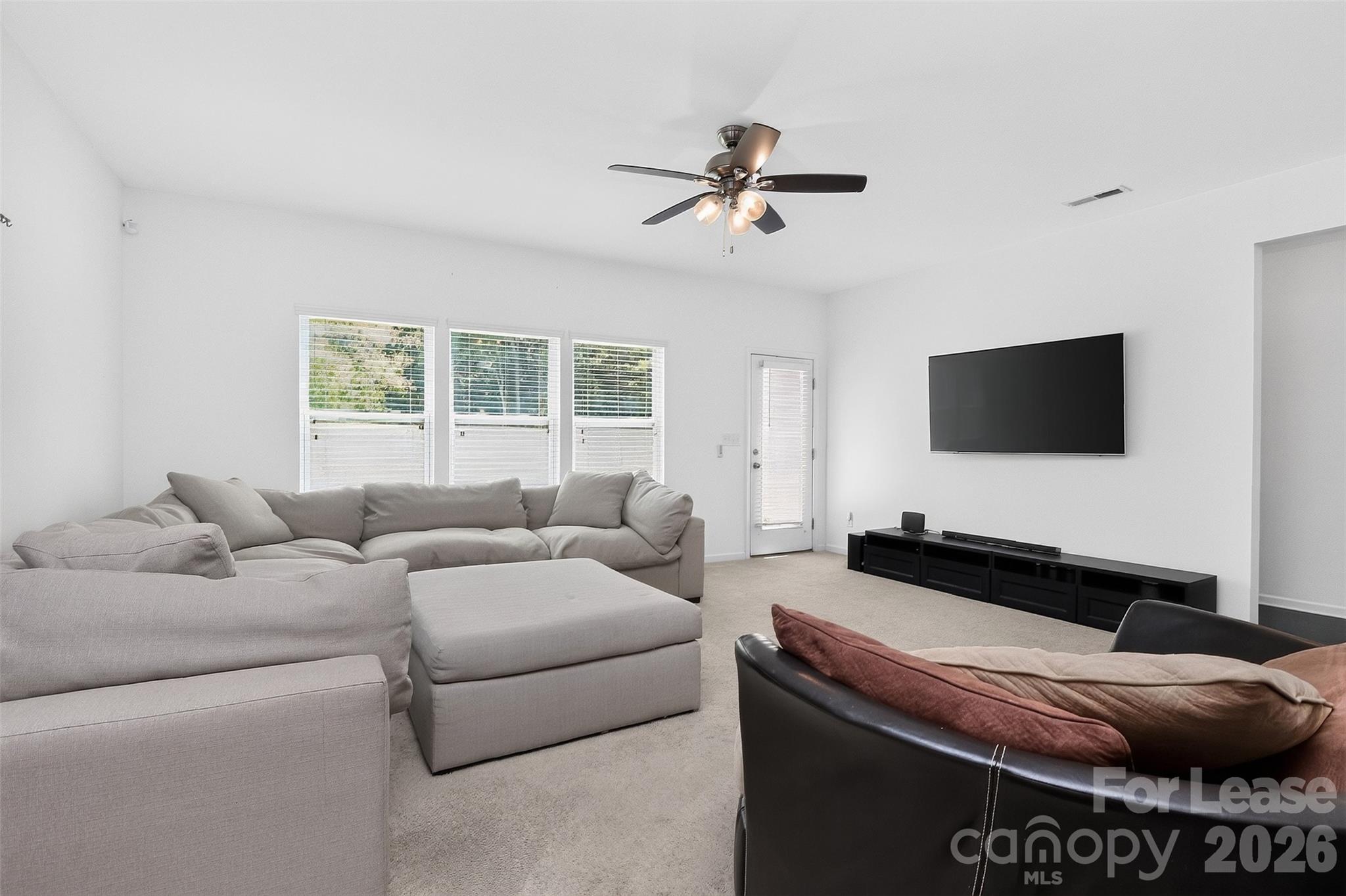 2038 Eddie Massey Lane Property Photo 14