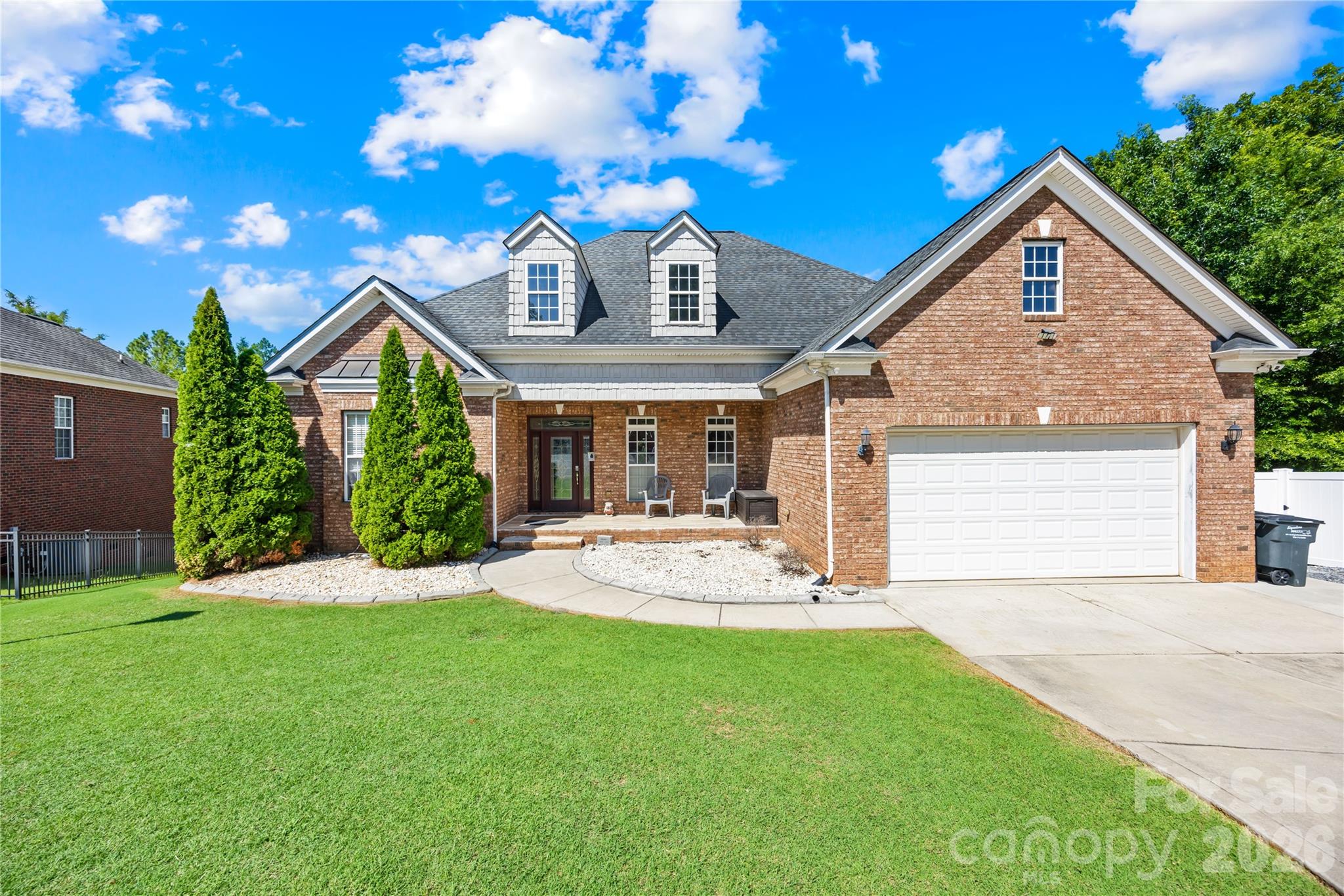 3129 Linkside Court Property Photo 6