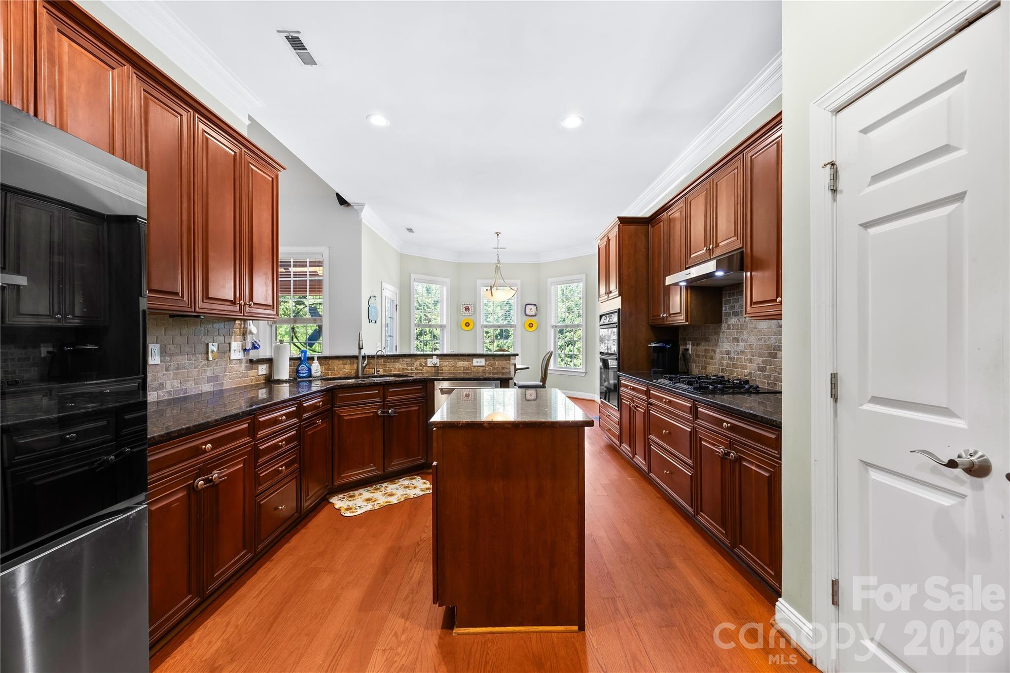 3129 Linkside Court Property Photo 14