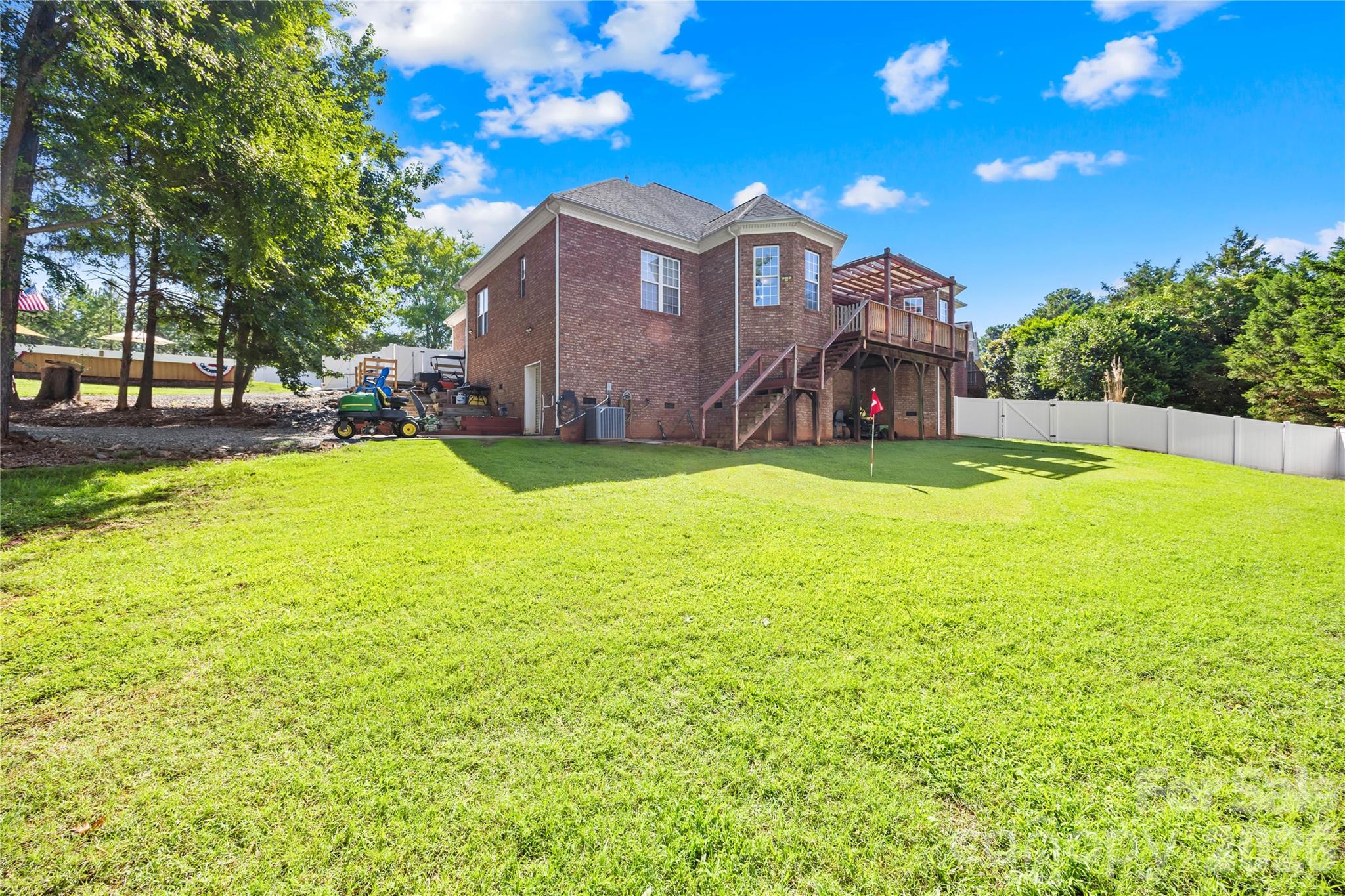 3129 Linkside Court Property Photo 37