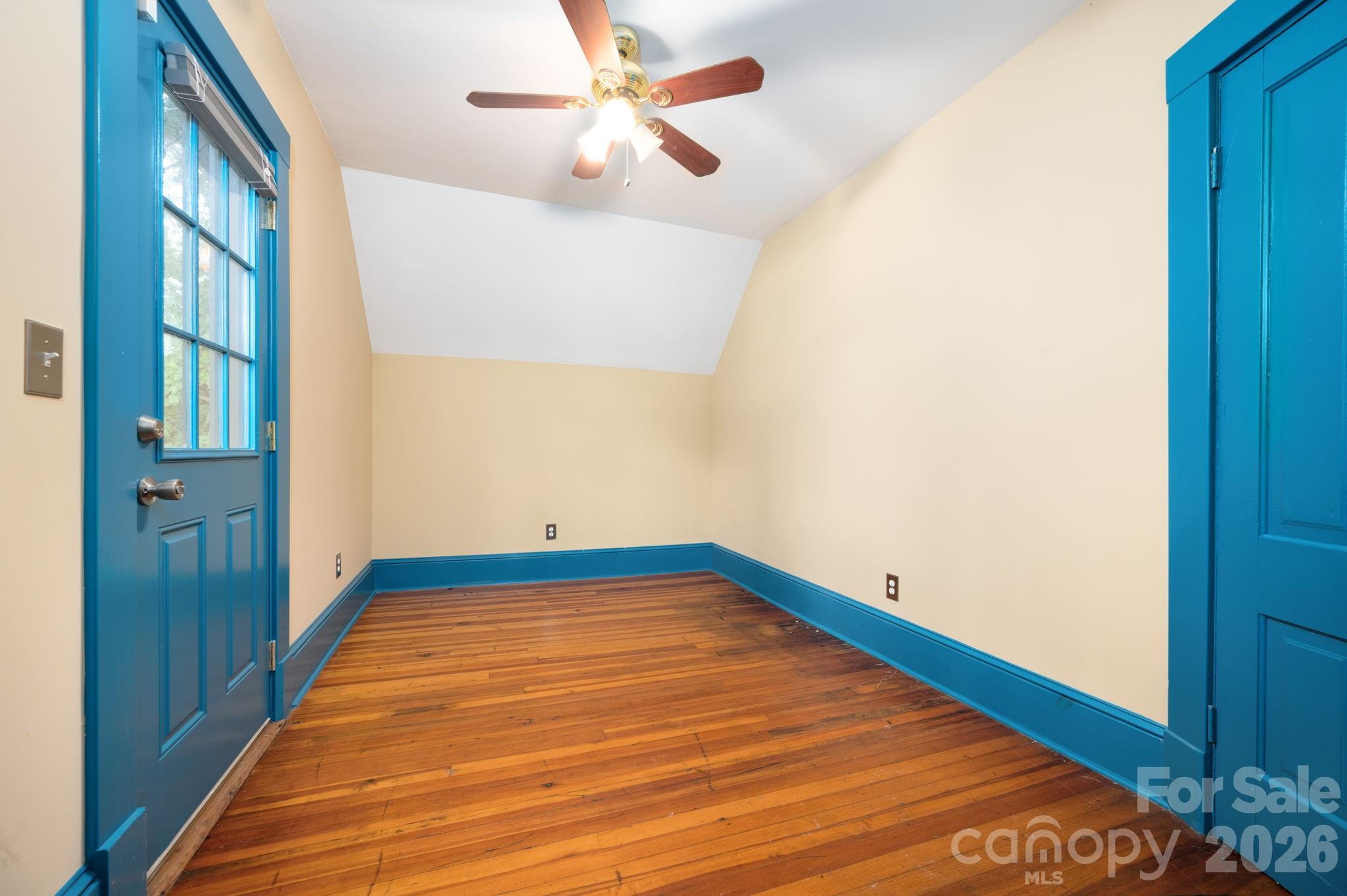 11 Cullowhee Street Property Photo 27
