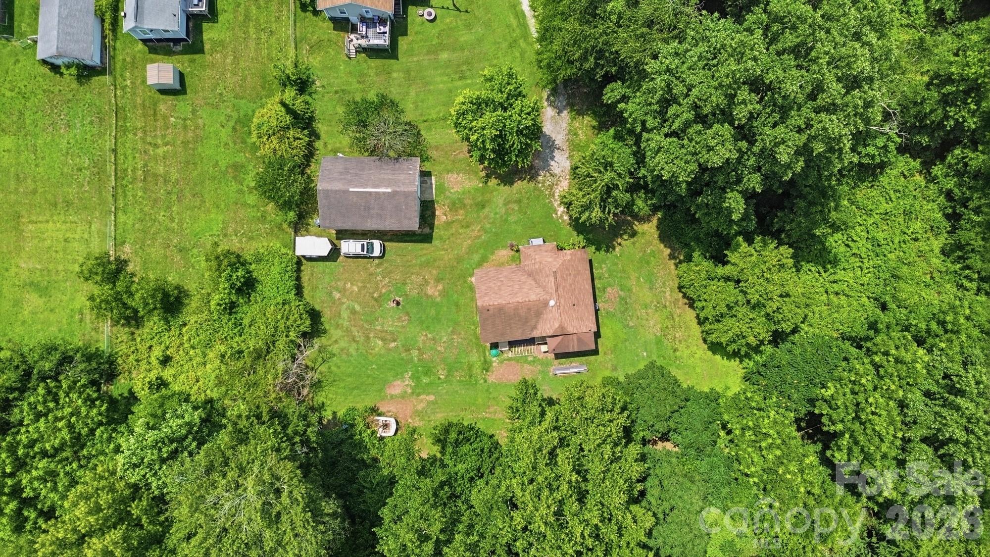 928 Oval Street Property Photo 30