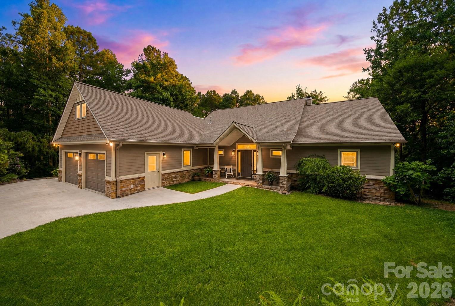 104 Rivercliff Drive Property Photo 1