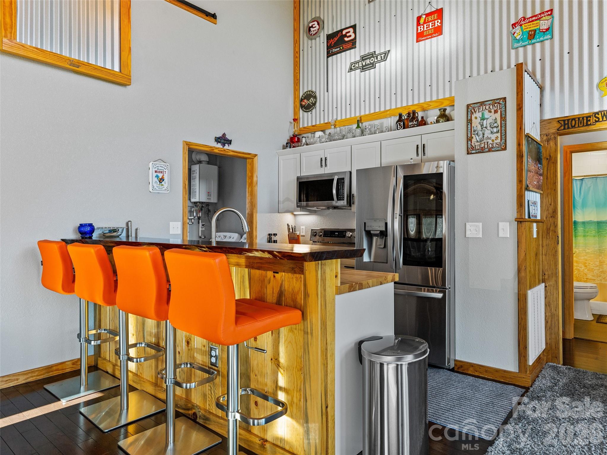 143 Fox Grape Hollow Road Property Photo 9