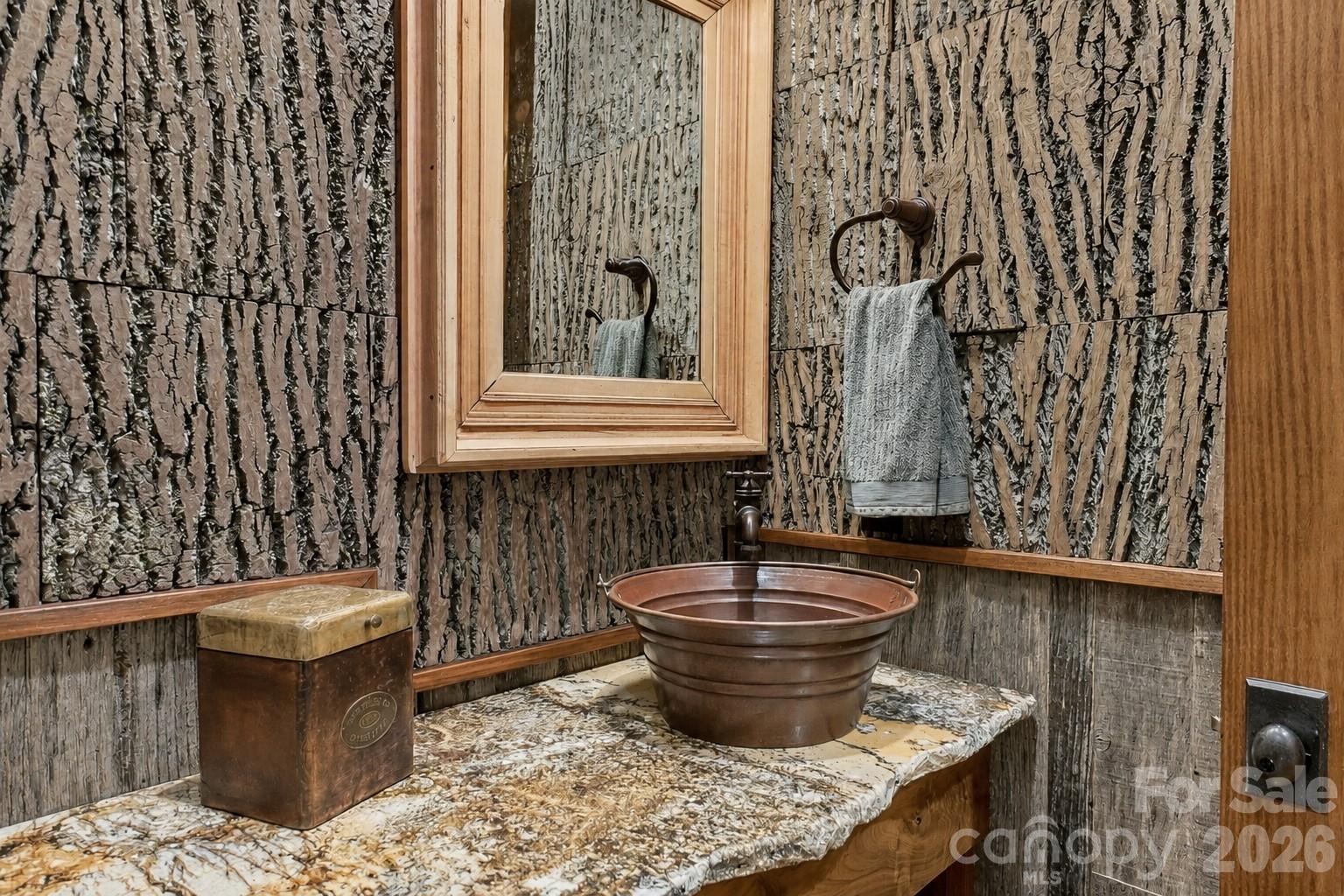 9208 Flying Eagle Lane Property Photo 10