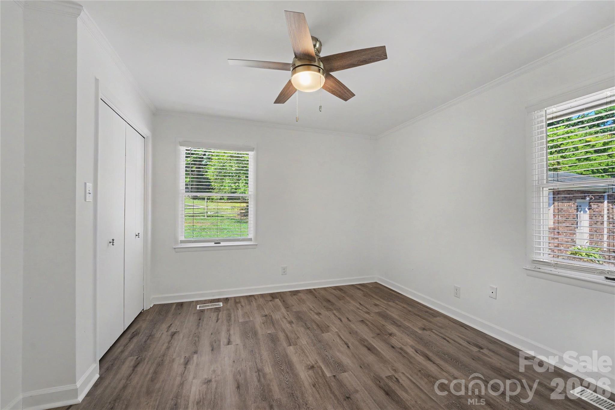 110 S Myrtle Avenue Property Photo 11