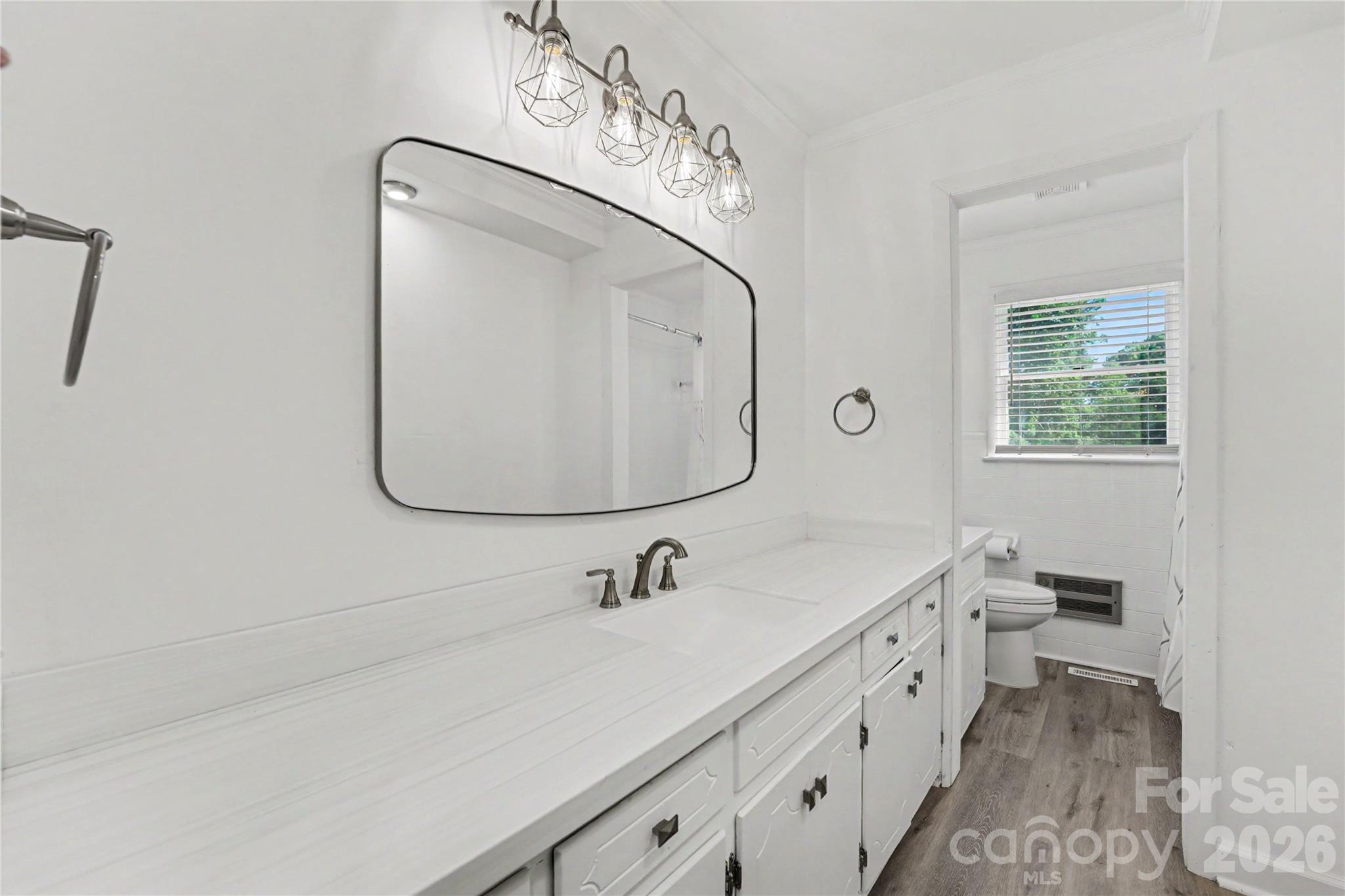 110 S Myrtle Avenue Property Photo 12