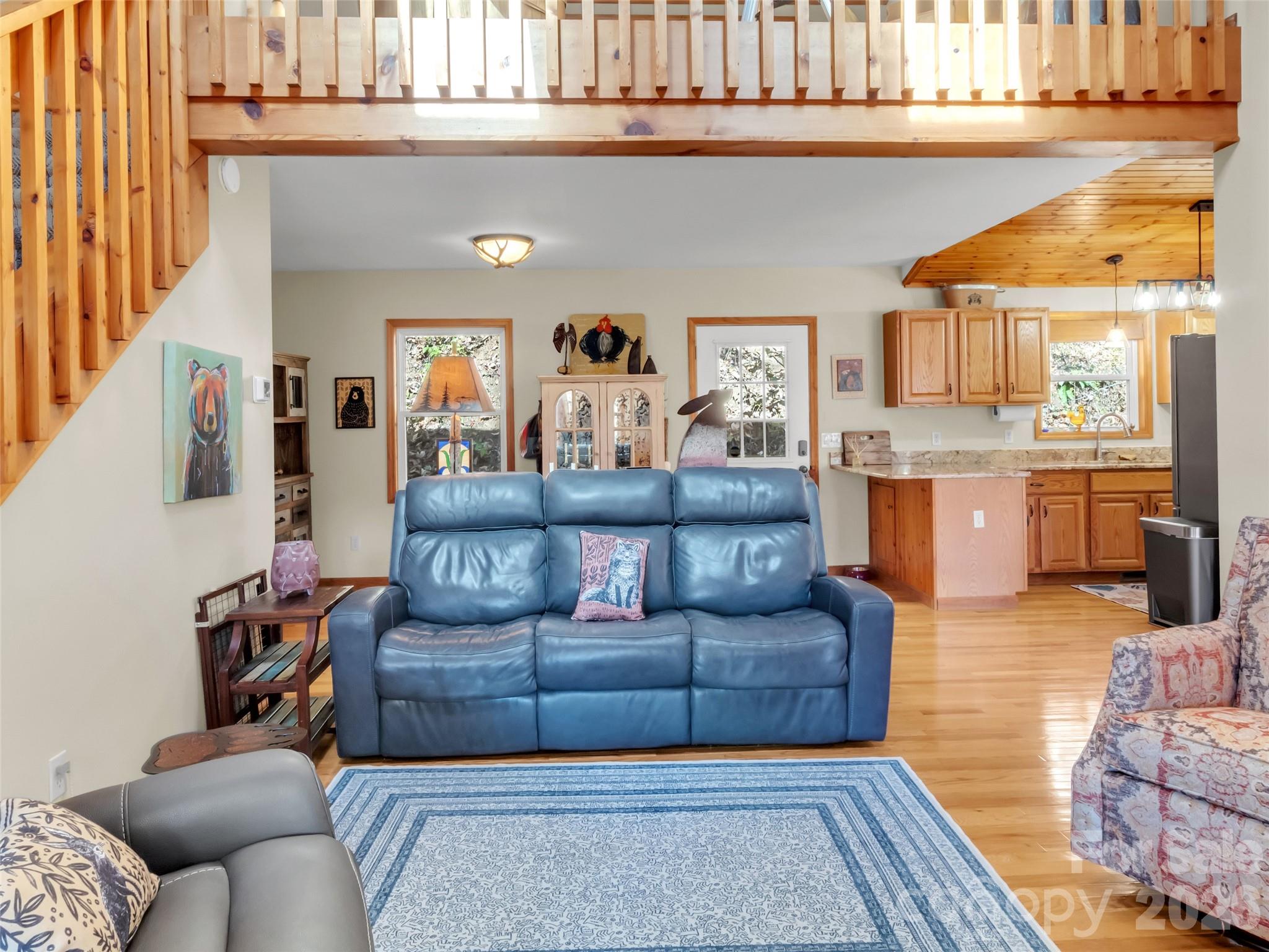 245 Greenview Drive Property Photo 7