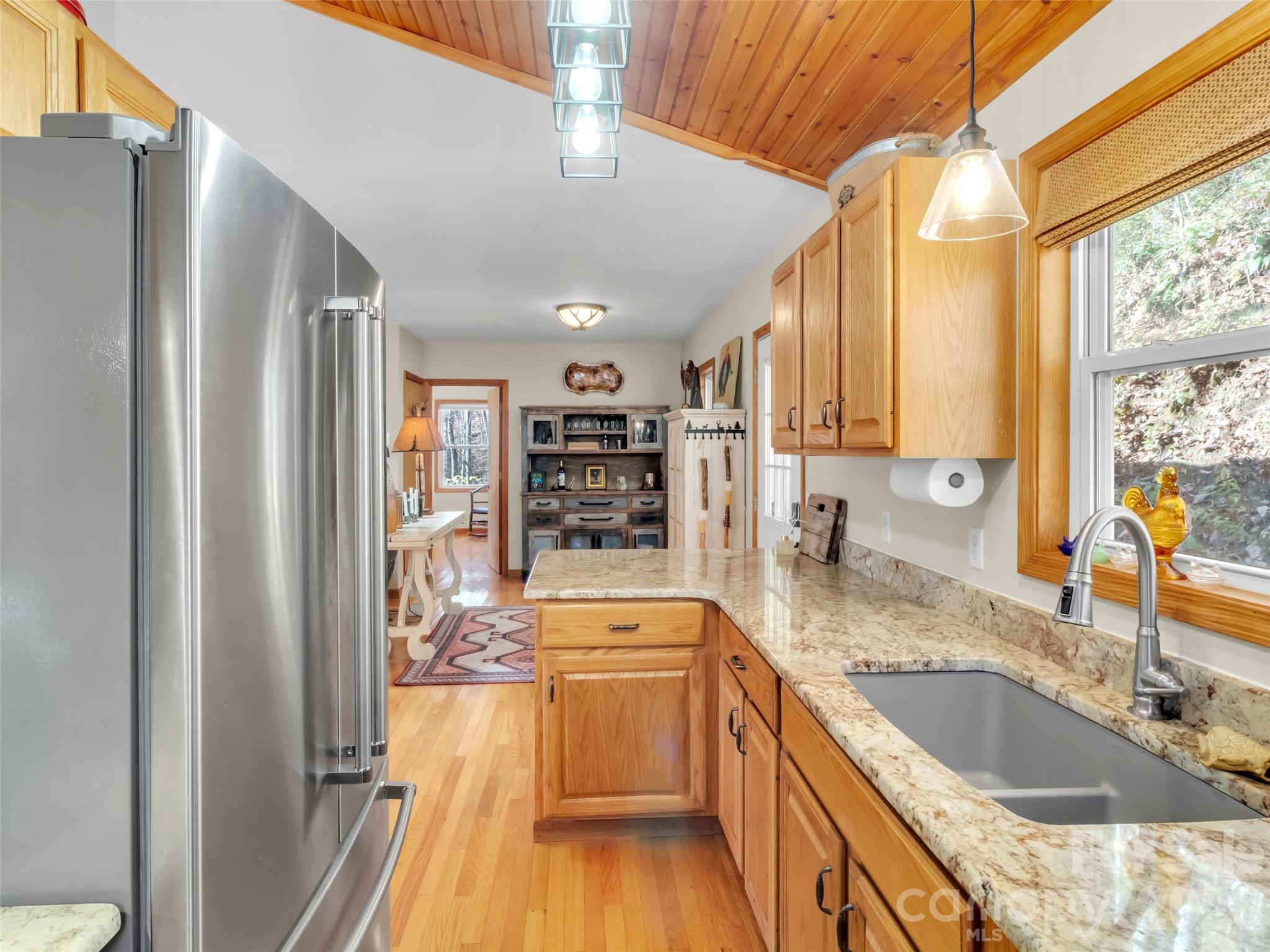 245 Greenview Drive Property Photo 12