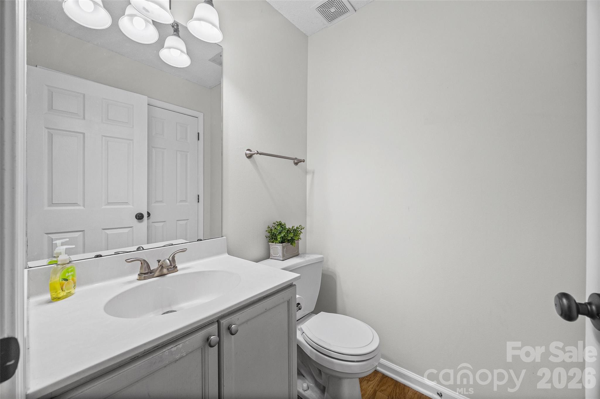 1018 Briarmore Drive Property Photo 23