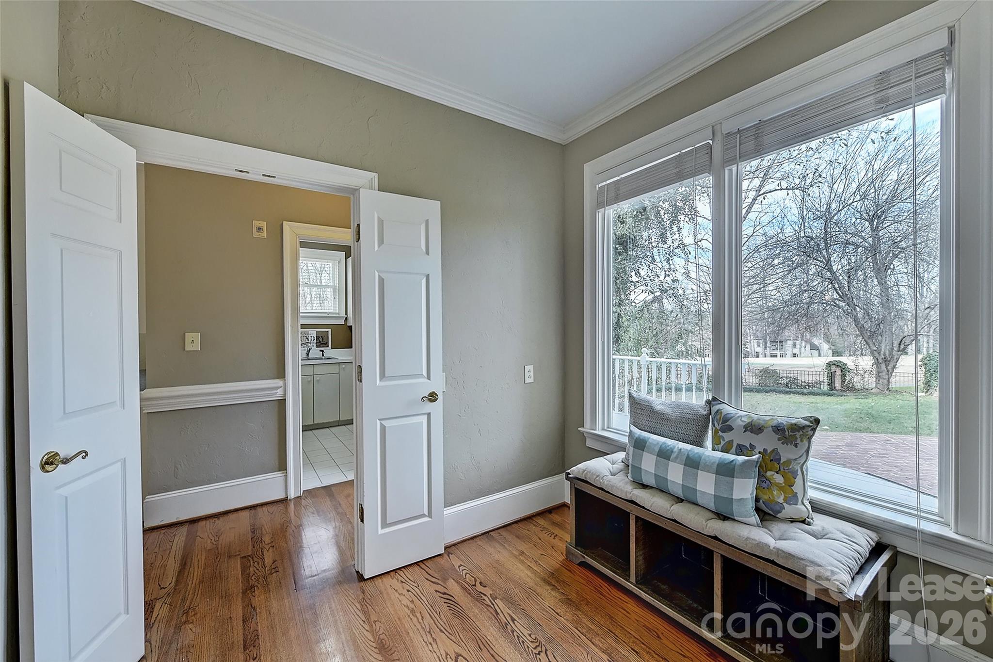 5100 Piper Glen Drive Property Photo 18