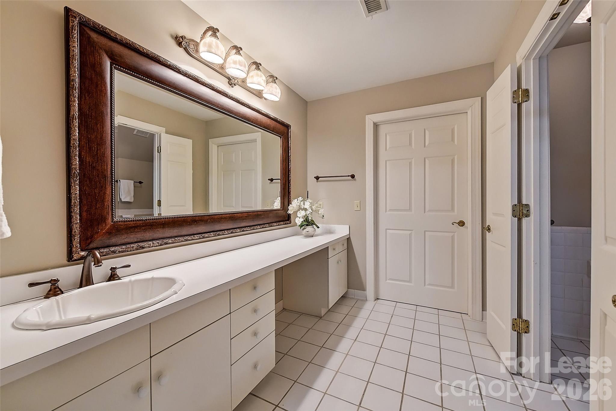 5100 Piper Glen Drive Property Photo 37