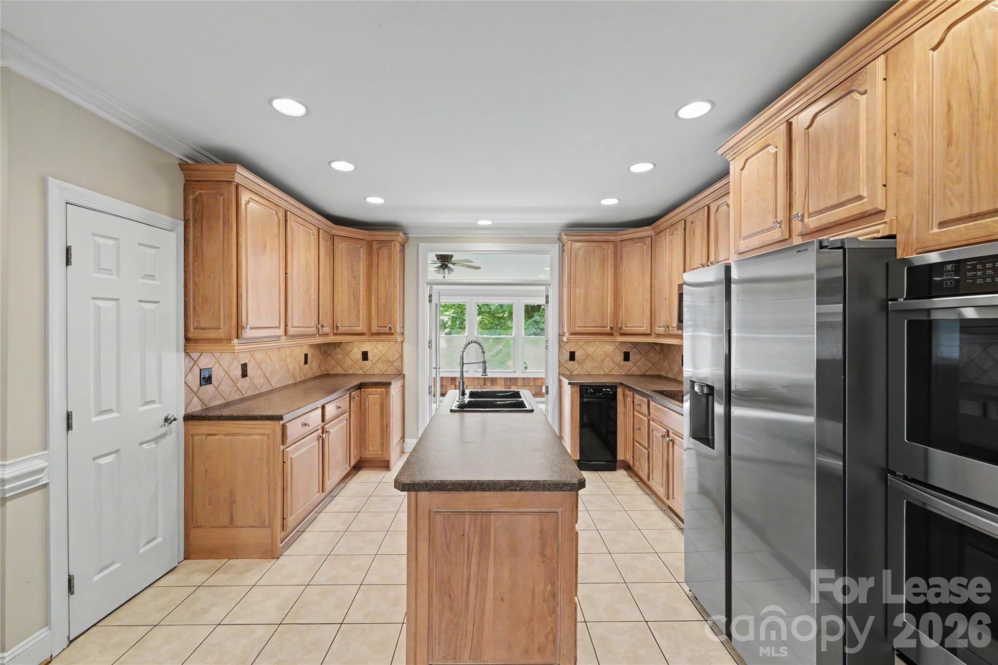 2545 Rea Road Property Photo 14