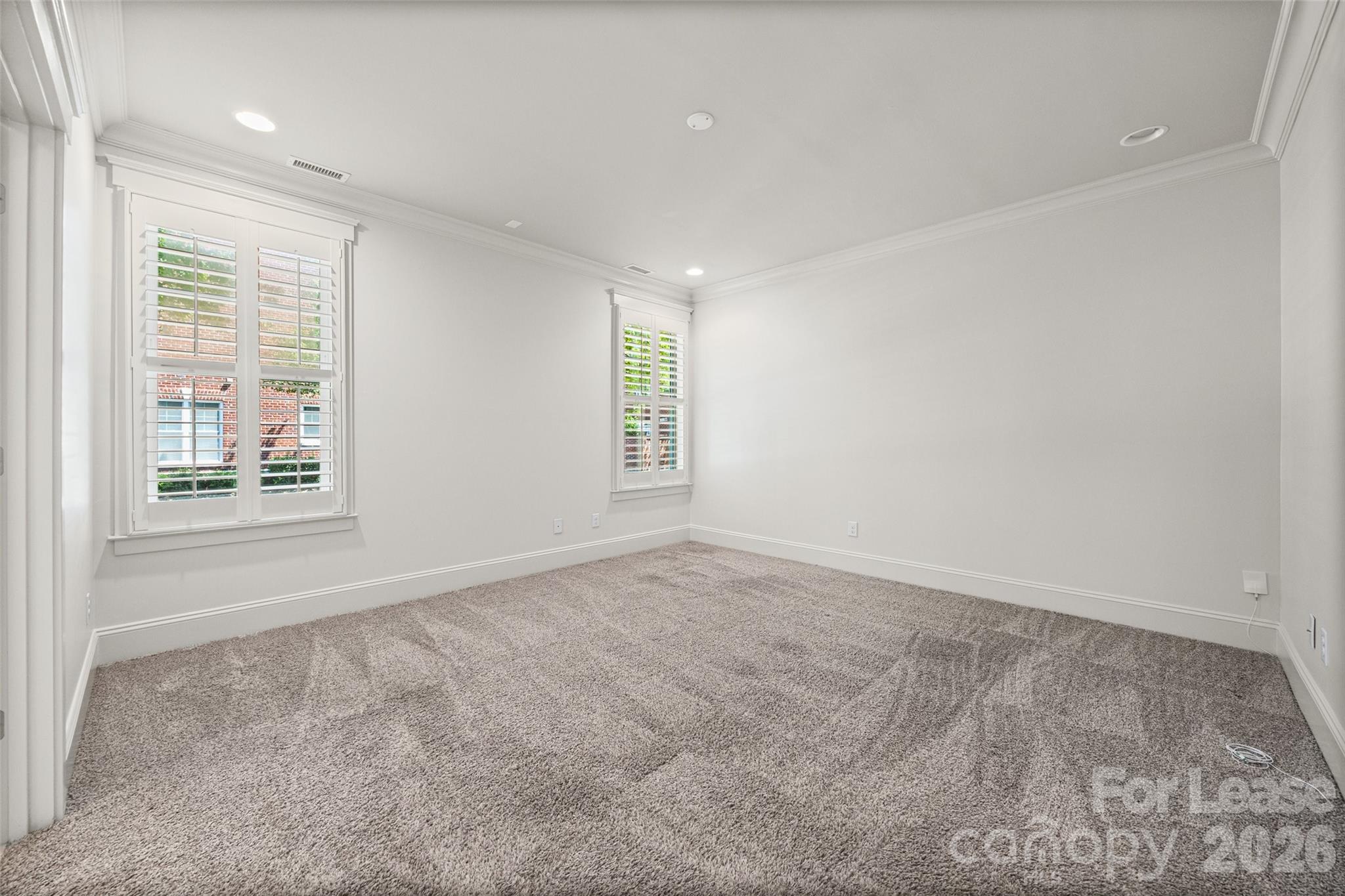 706 Kingsley Way Property Photo 14