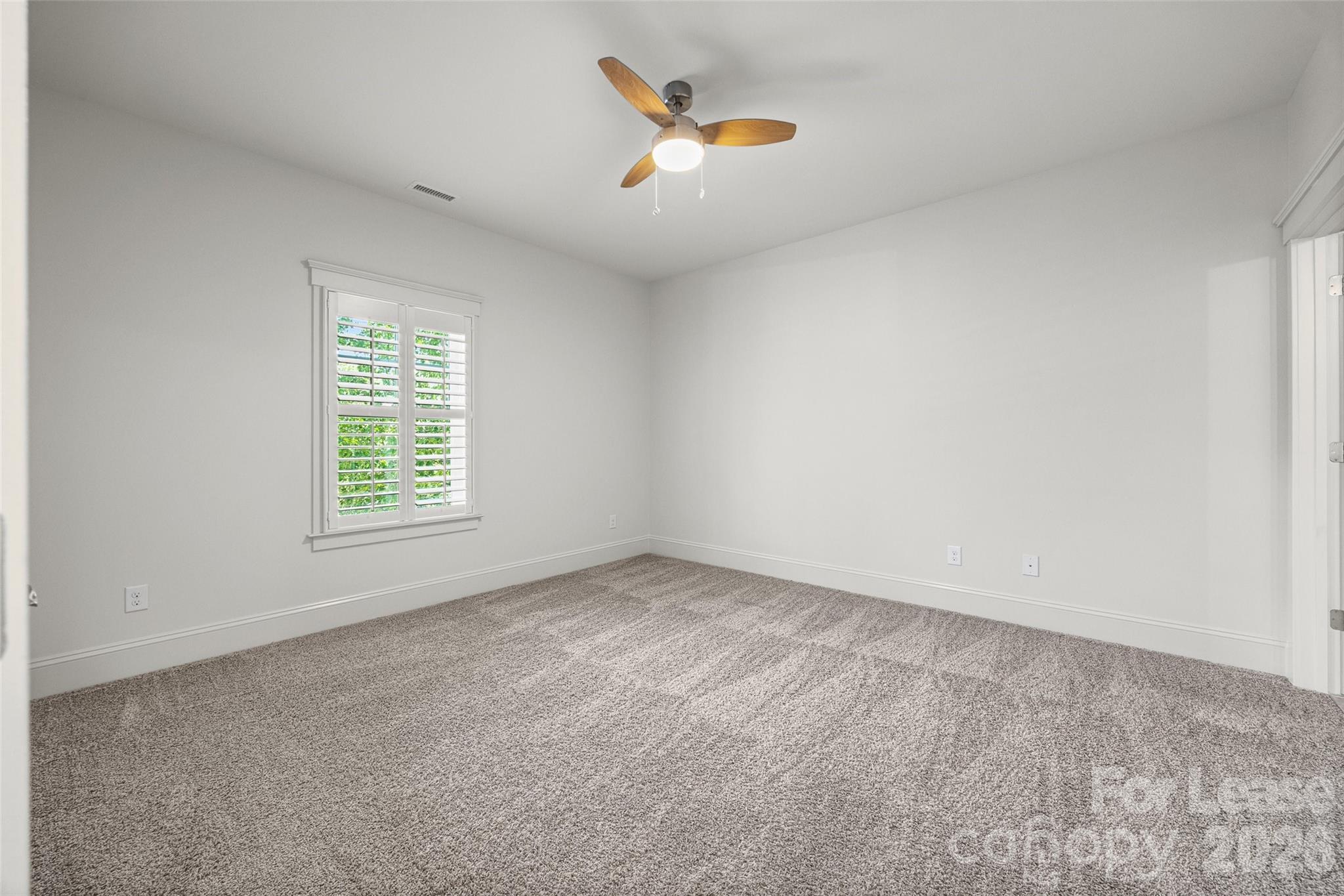 706 Kingsley Way Property Photo 23