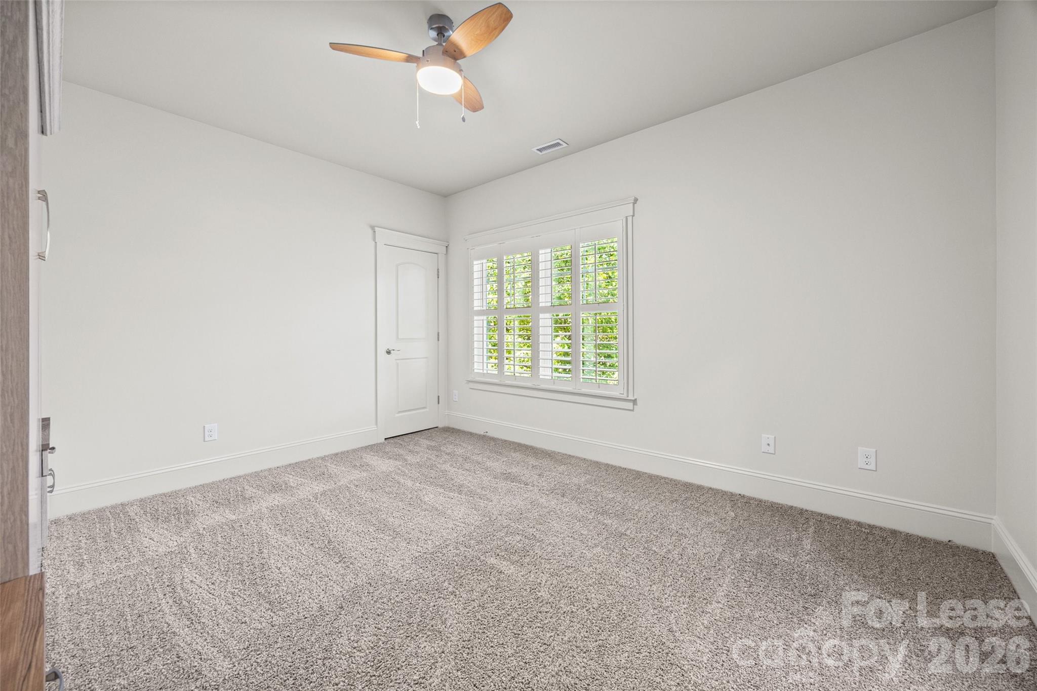 706 Kingsley Way Property Photo 30