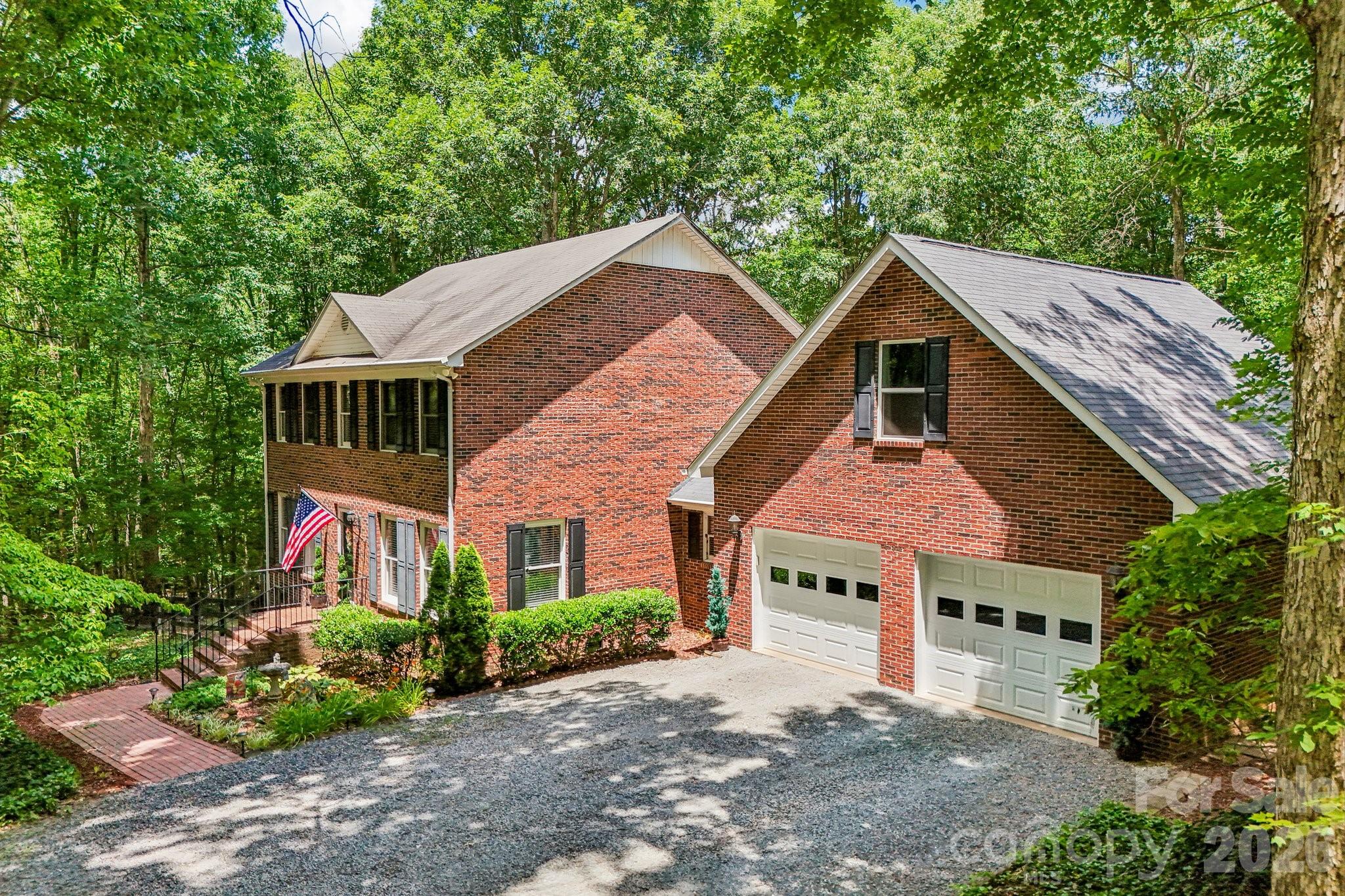 6366 Green Oak Drive Property Photo 7