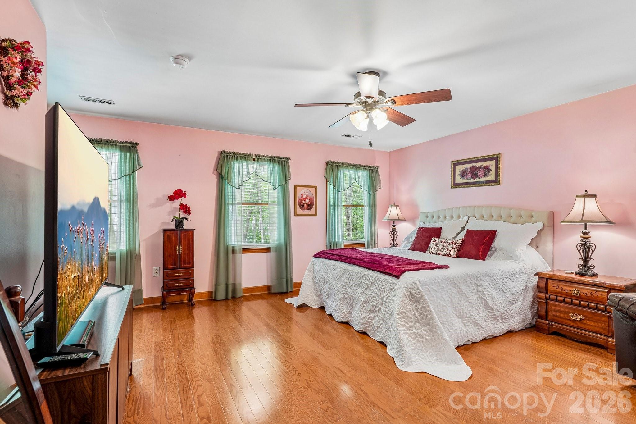 6366 Green Oak Drive Property Photo 27