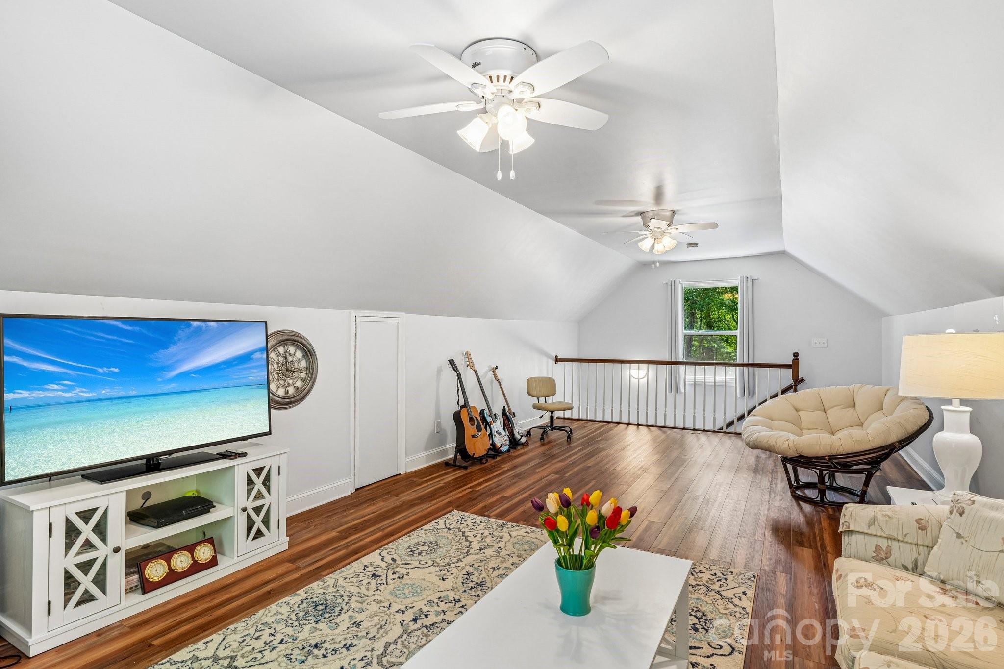 6366 Green Oak Drive Property Photo 35