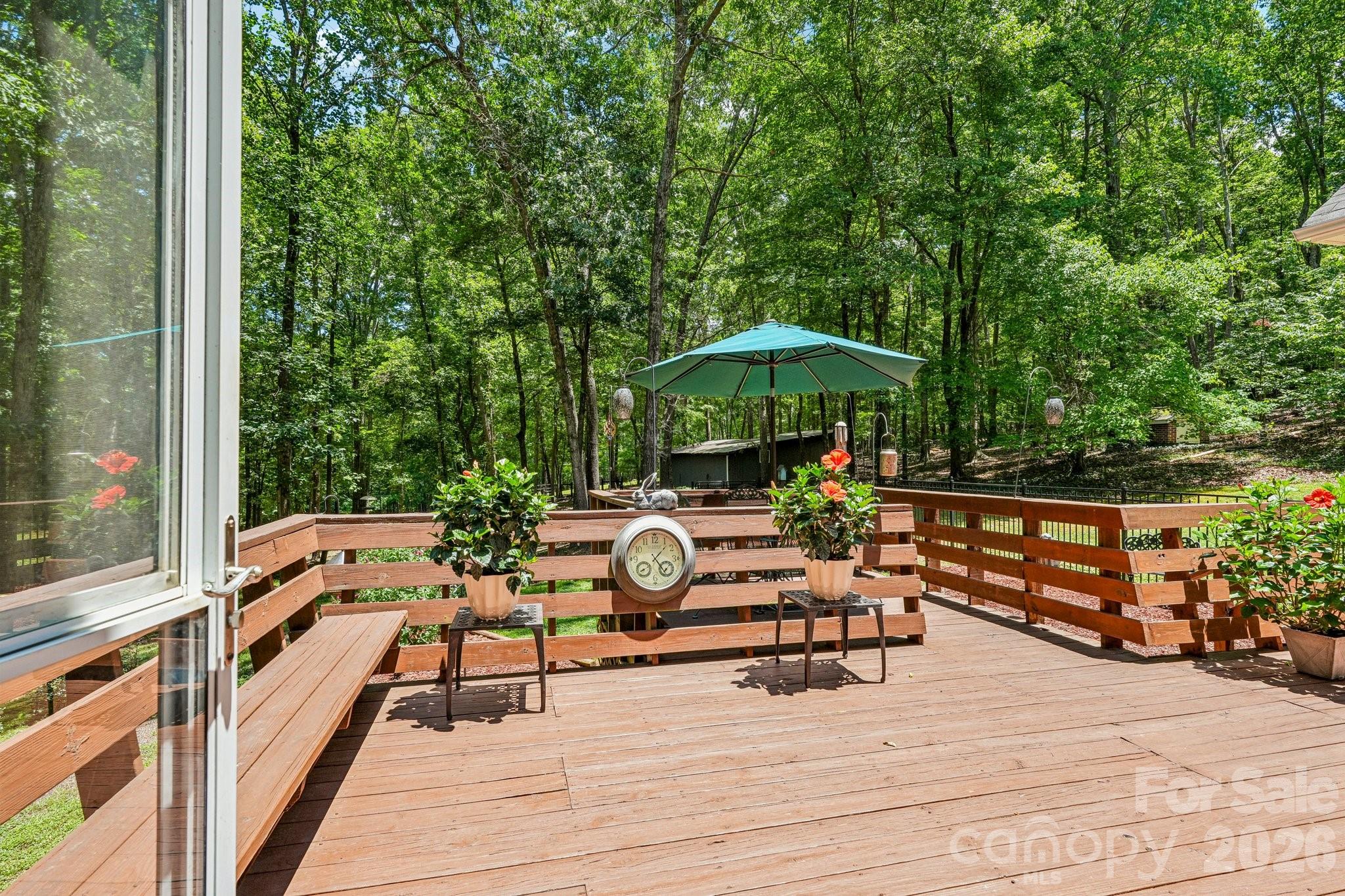 6366 Green Oak Drive Property Photo 38