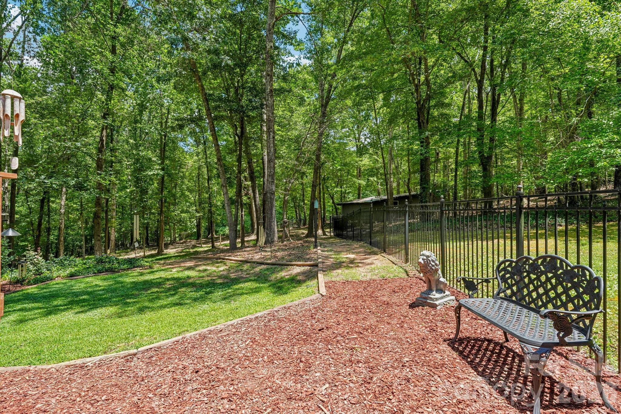 6366 Green Oak Drive Property Photo 42