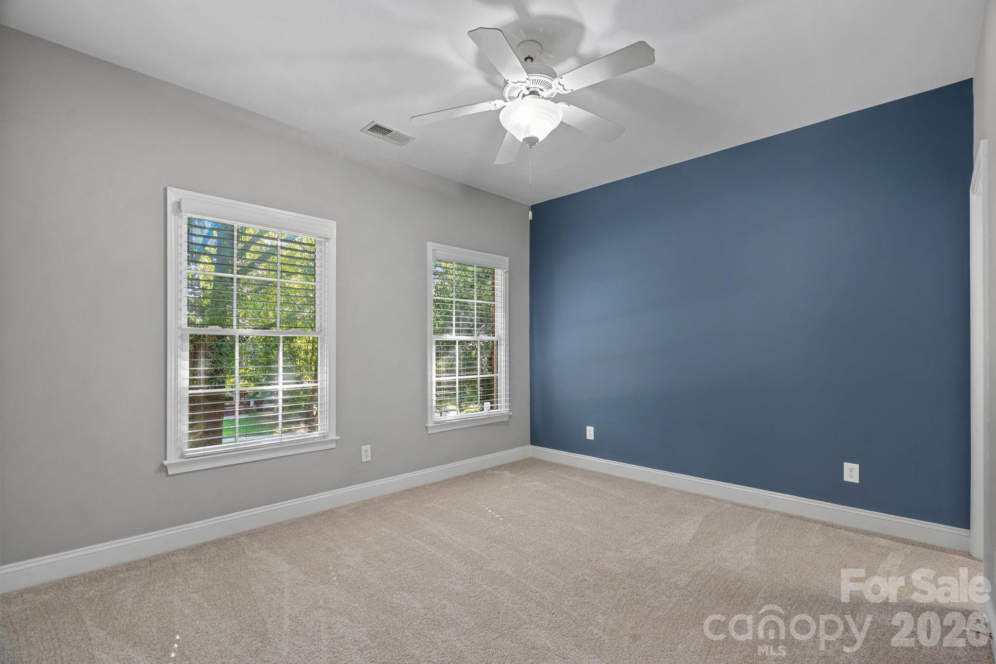 710 Fairway Point Drive Property Photo 28