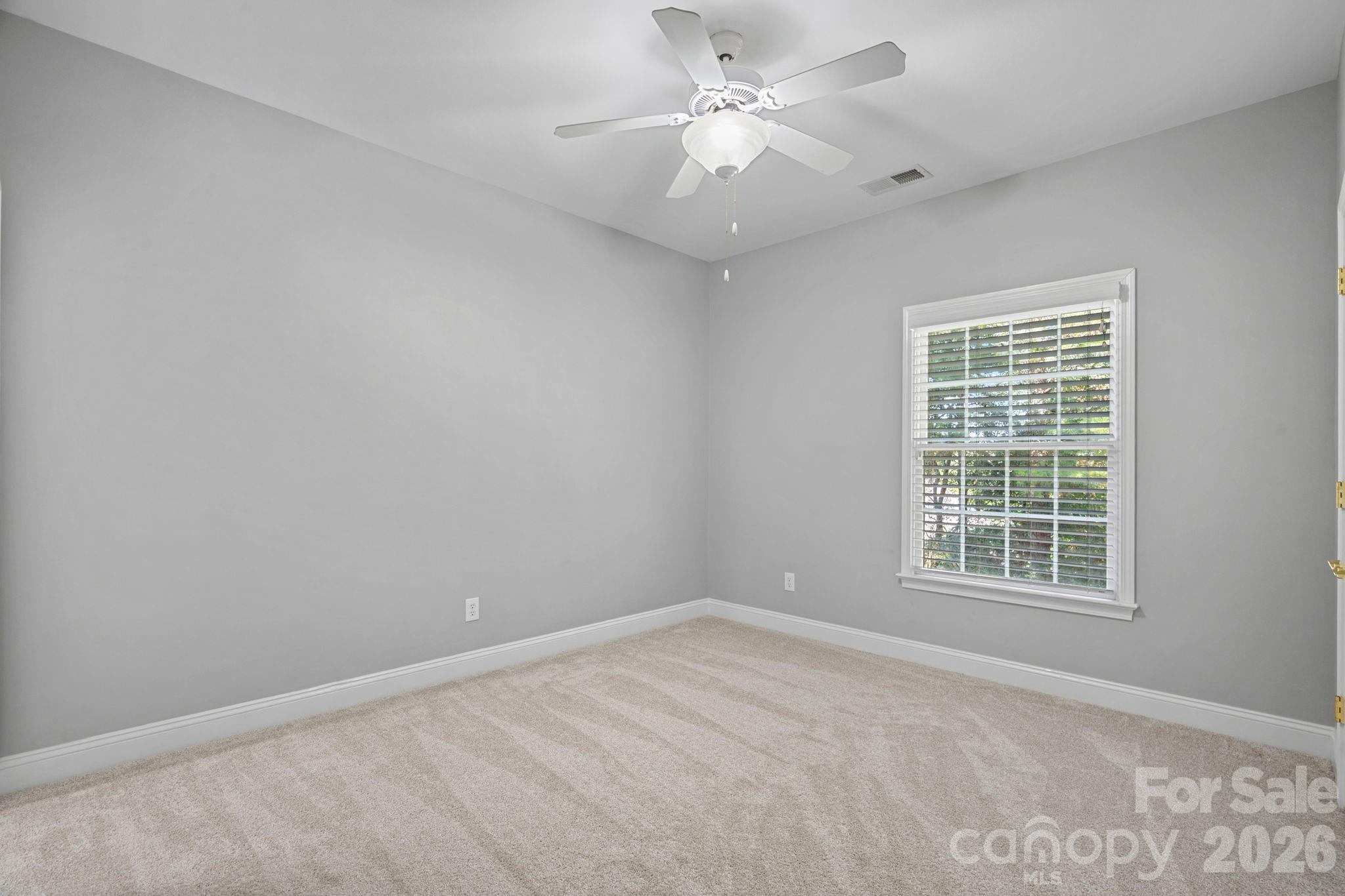 710 Fairway Point Drive Property Photo 31