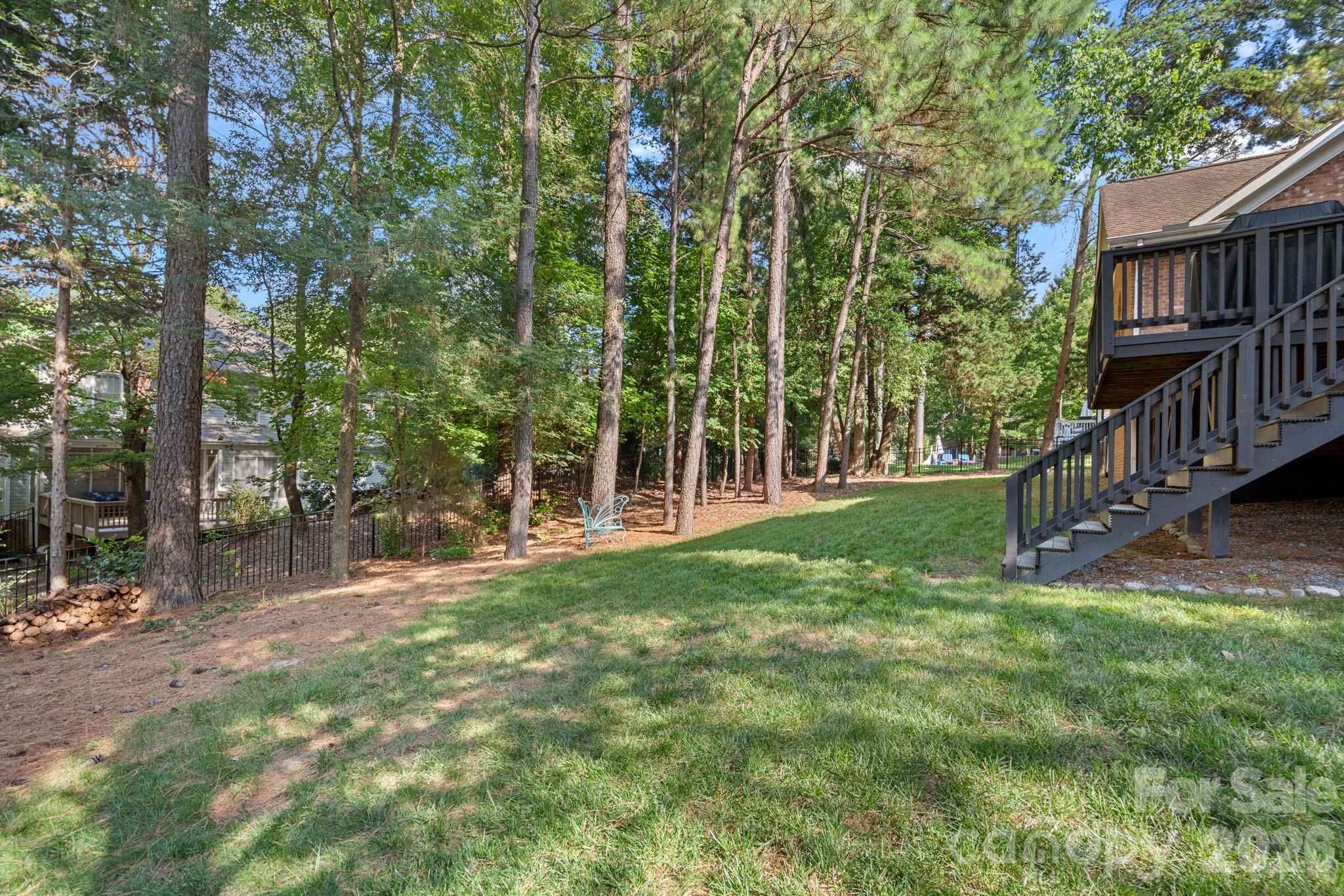 710 Fairway Point Drive Property Photo 36