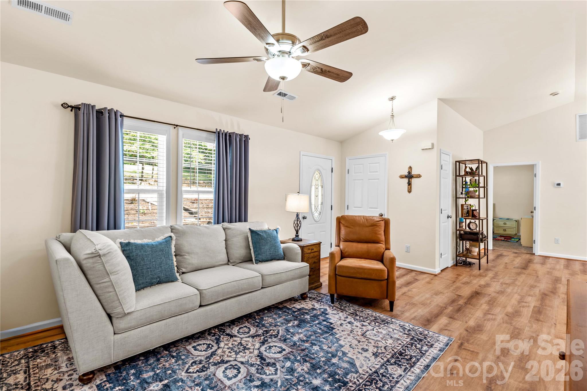 122 S Yadkin River Road Property Photo 2