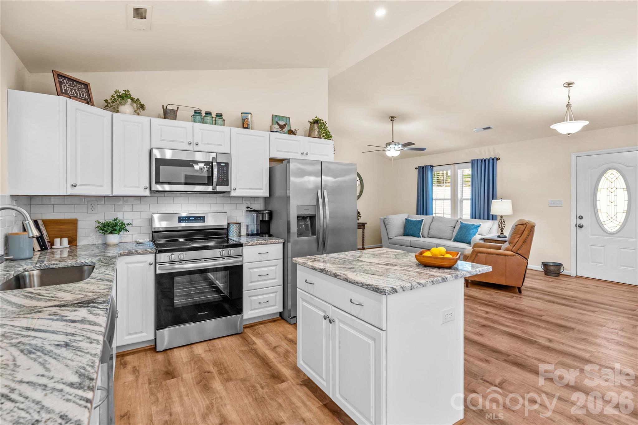 122 S Yadkin River Road Property Photo 3