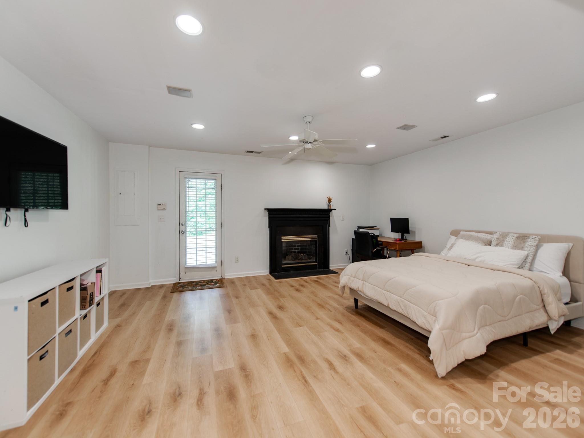 12117 Harrison Steel Drive Property Photo 7