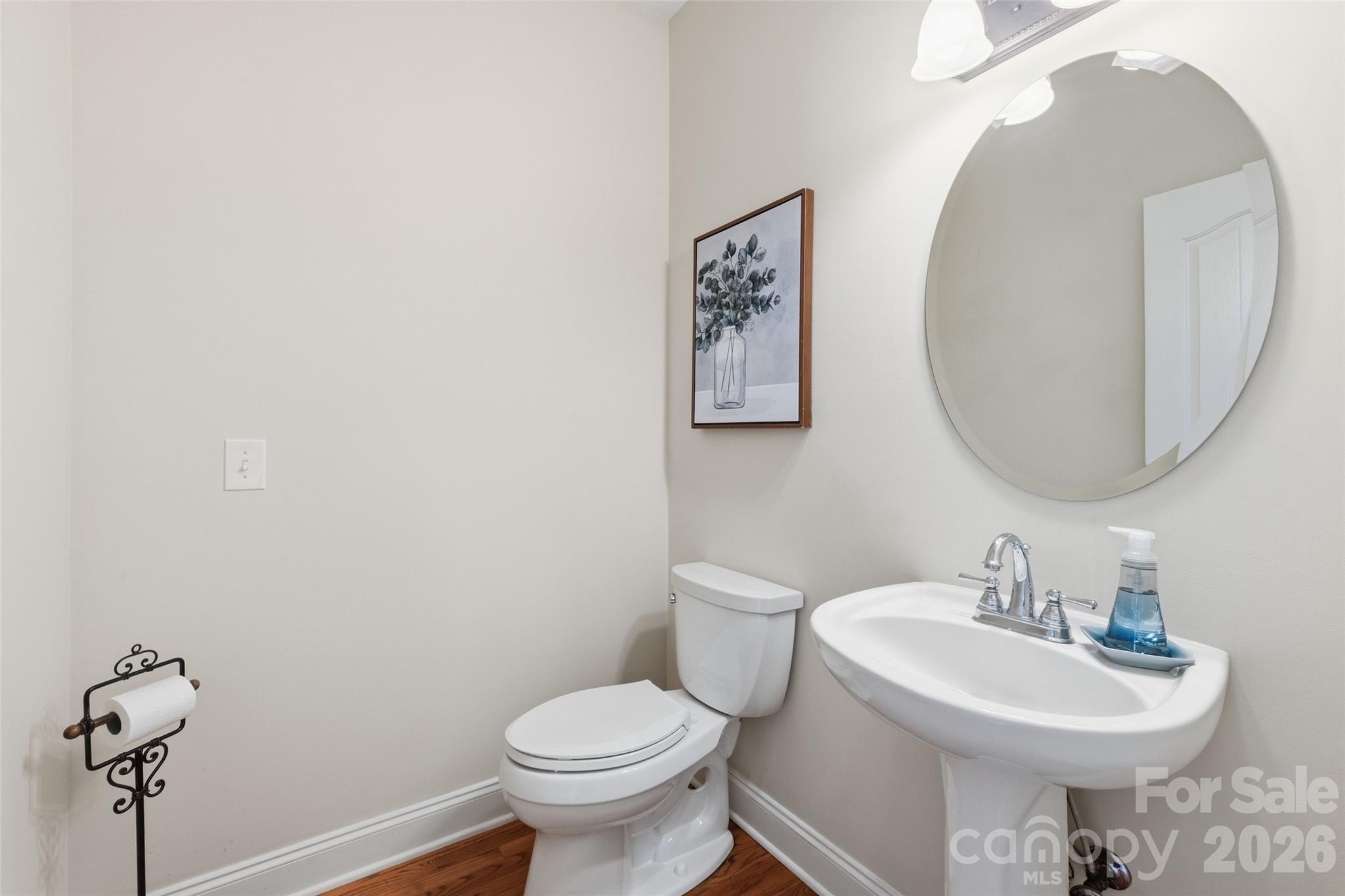6006 Embassy Court Property Photo 11