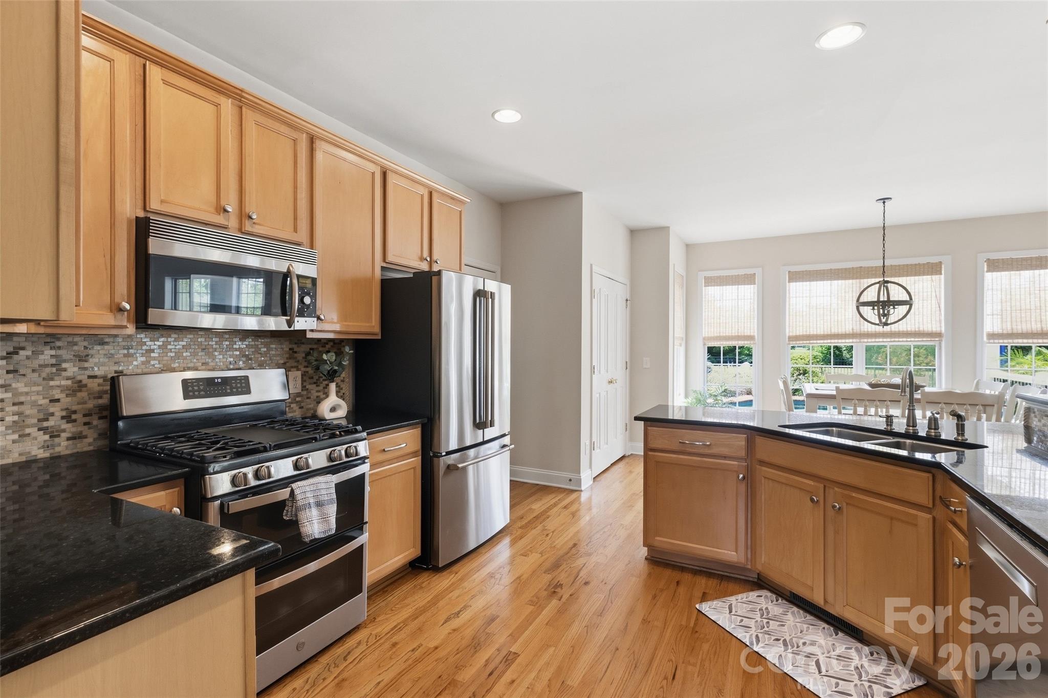 6006 Embassy Court Property Photo 15