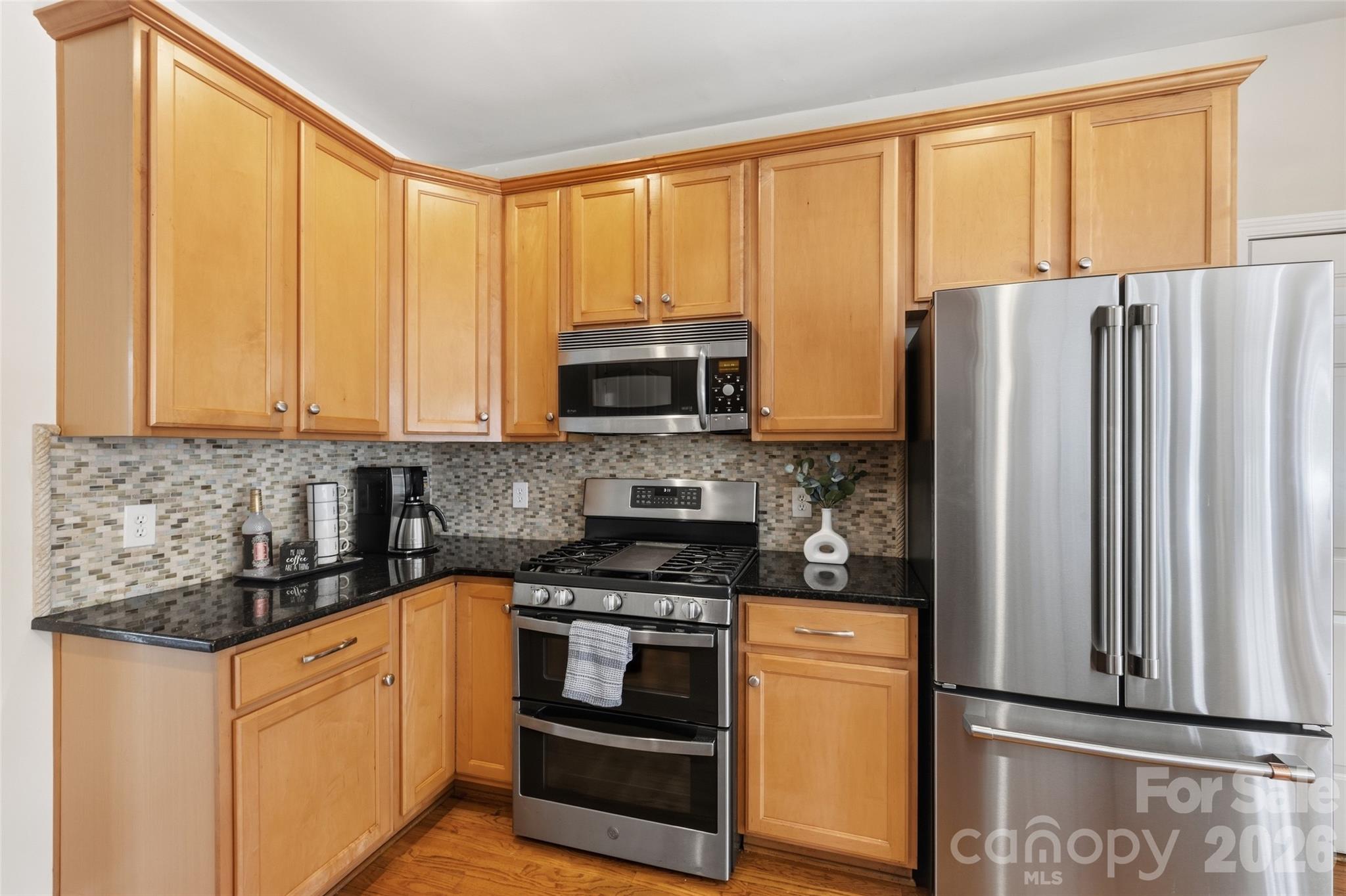 6006 Embassy Court Property Photo 16