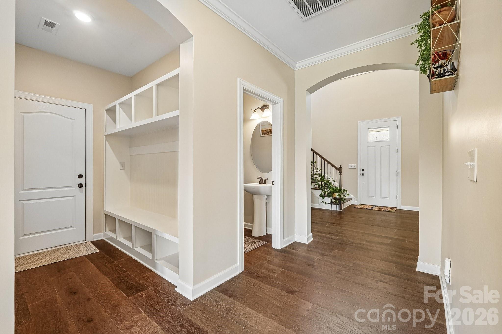 8337 Breton Way Property Photo 5