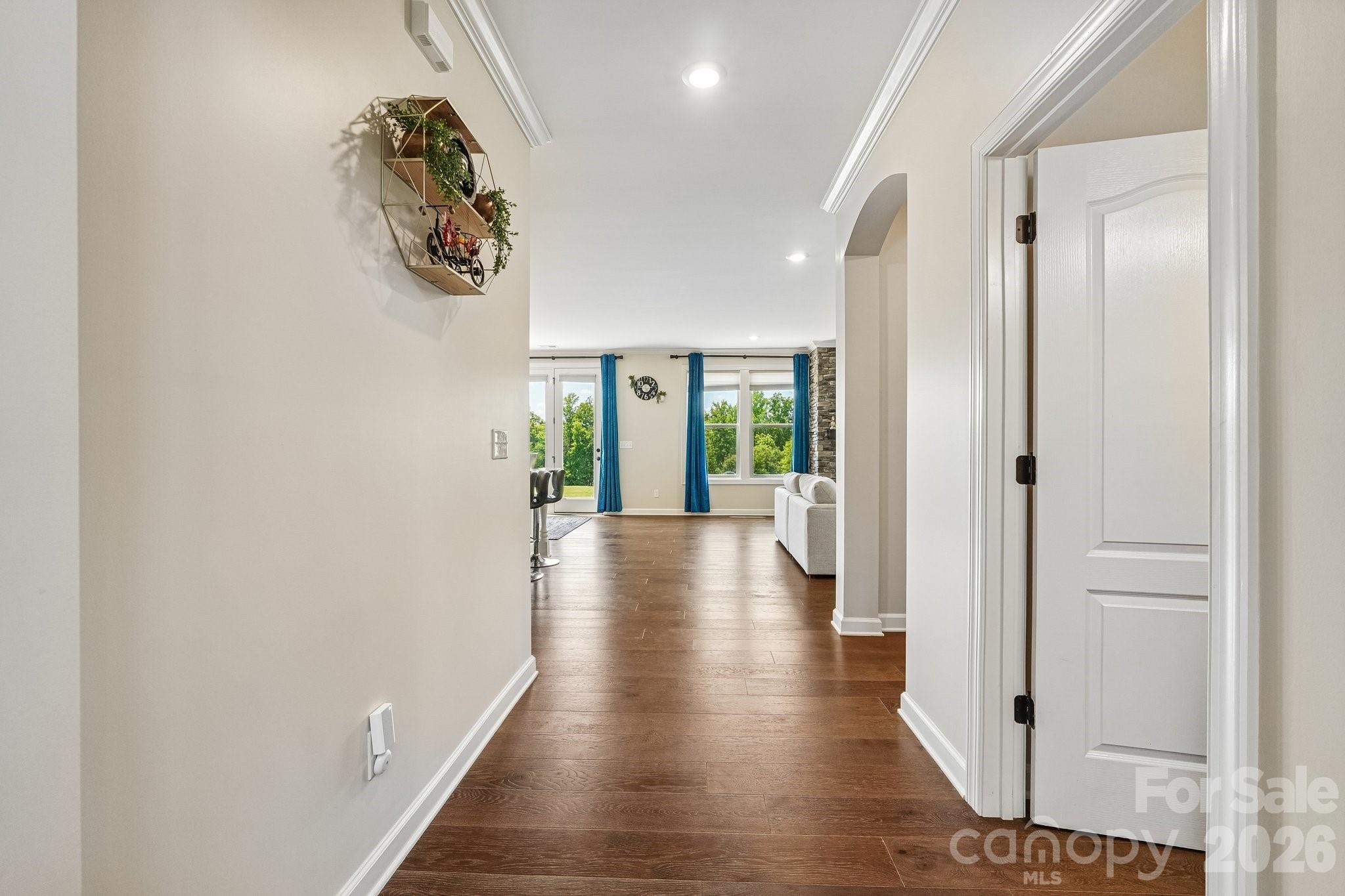 8337 Breton Way Property Photo 6