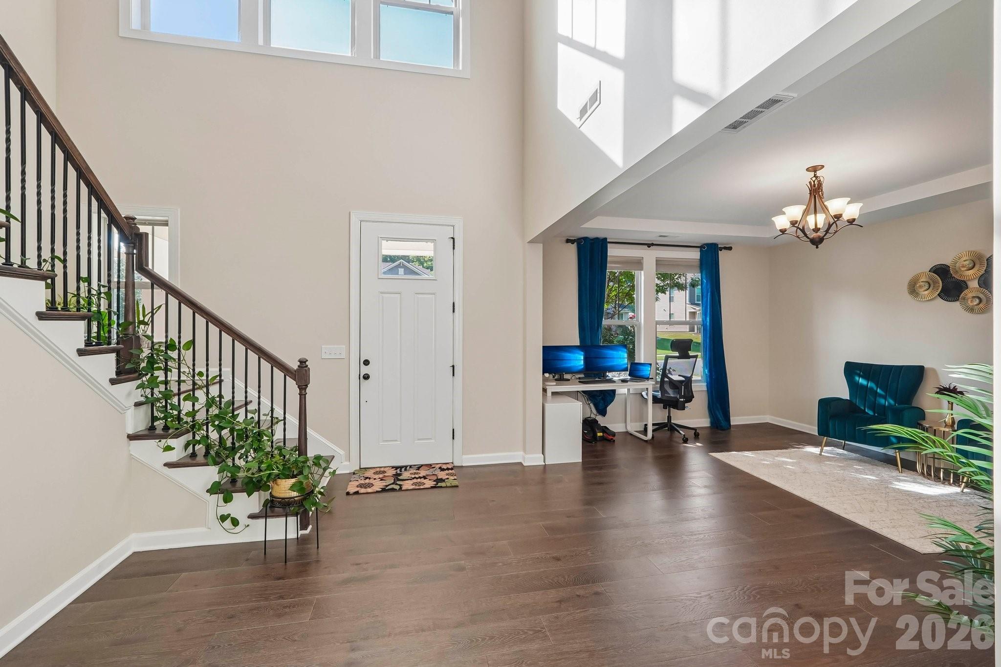 8337 Breton Way Property Photo 7