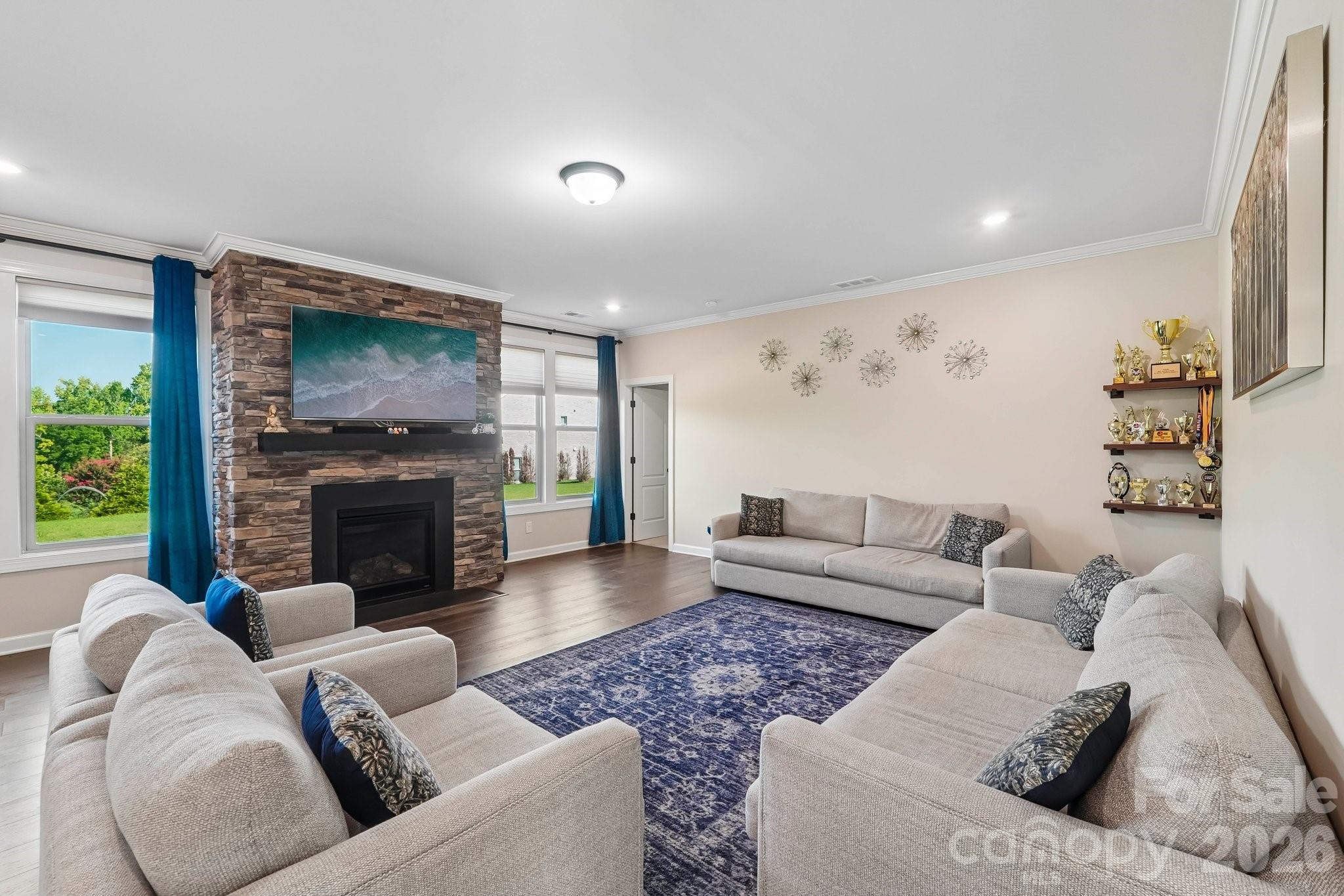 8337 Breton Way Property Photo 14