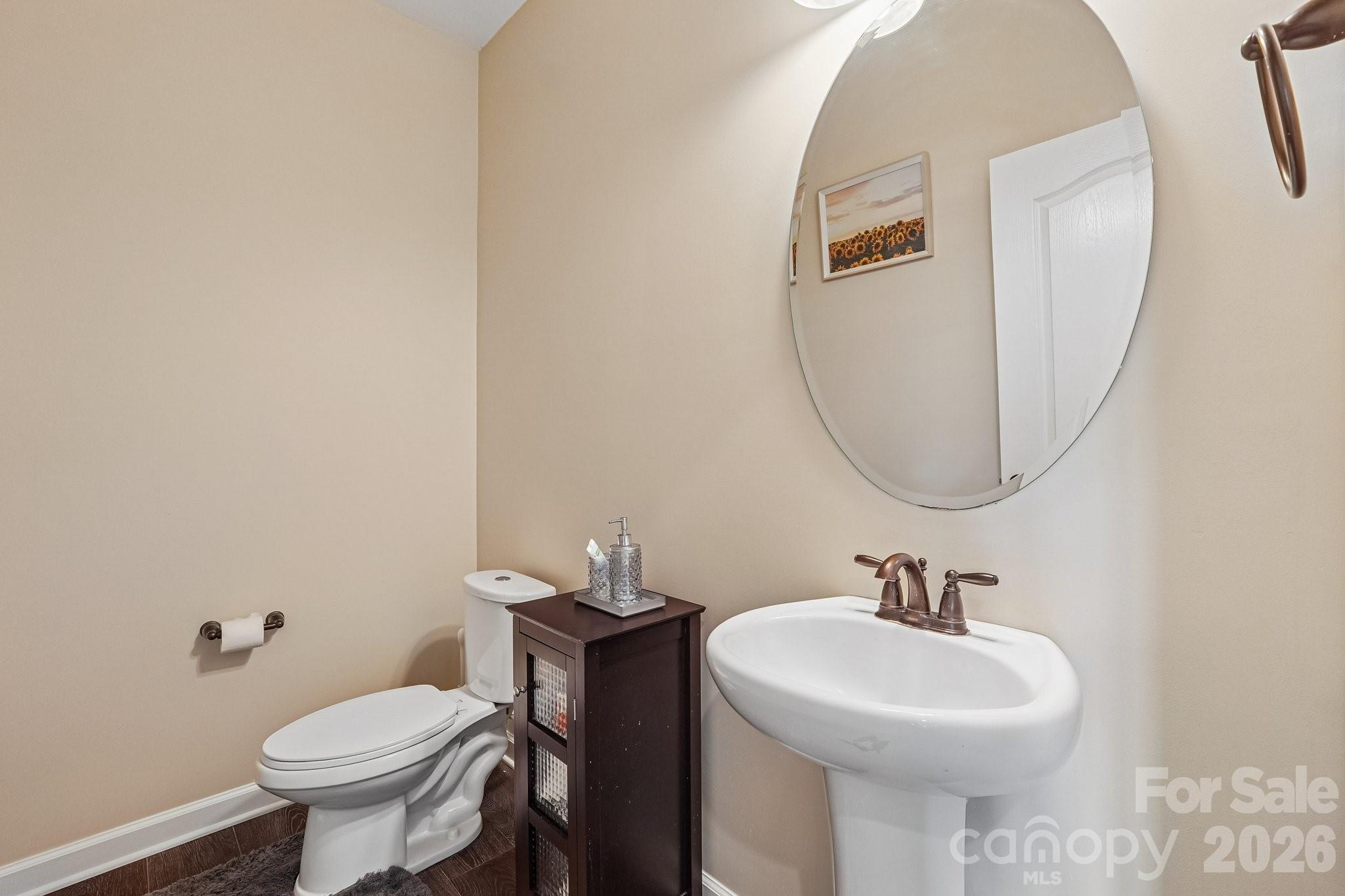 8337 Breton Way Property Photo 18