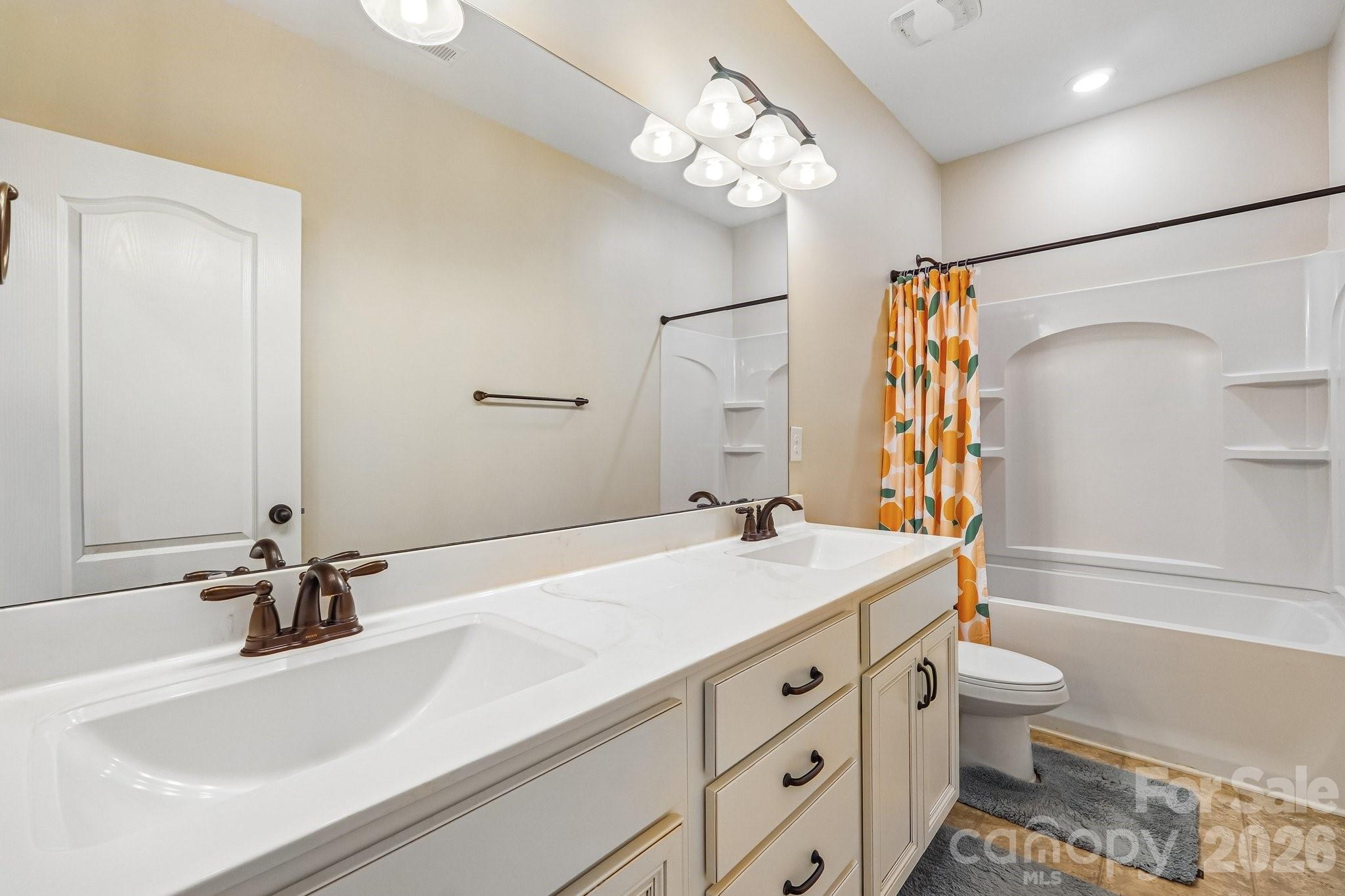 8337 Breton Way Property Photo 22